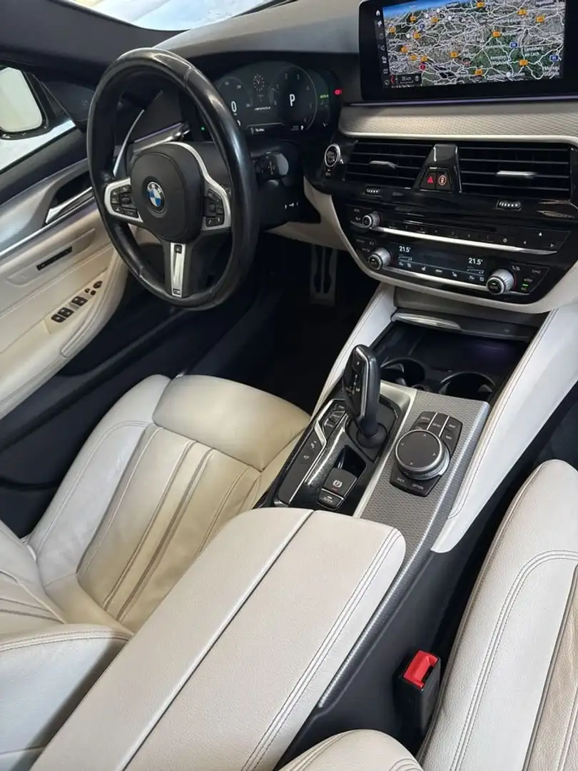 BMW M550 M550d xDrive Touring Aut. Gri - 2