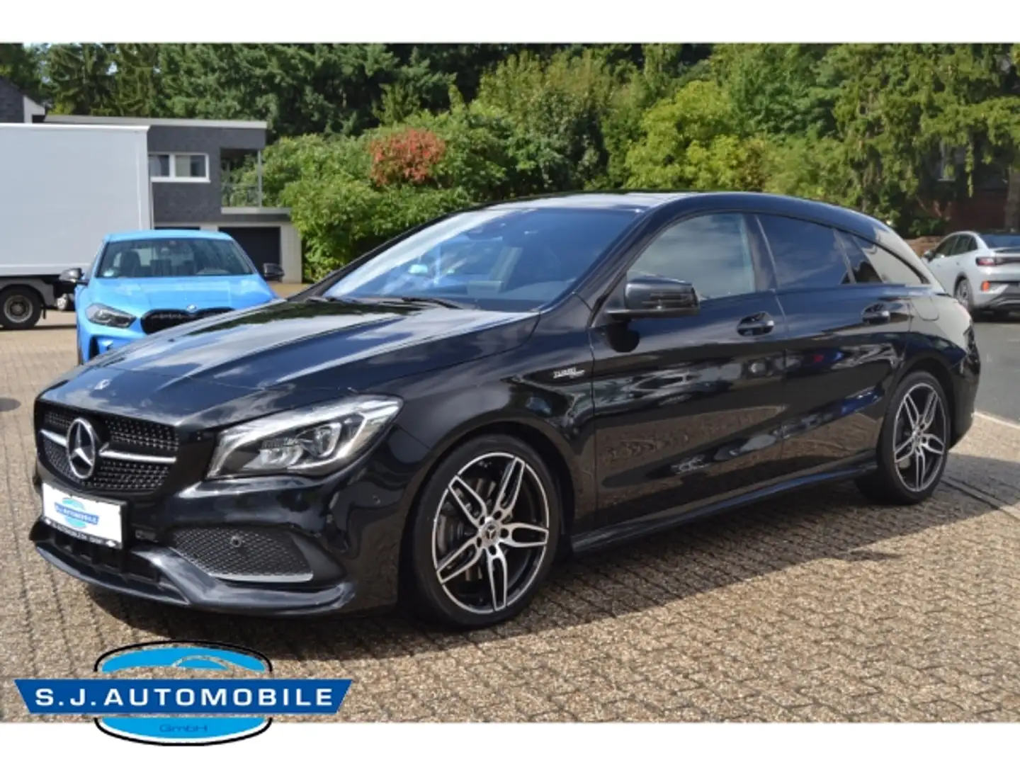 Mercedes-Benz CLA 250 4Matic AMG-Line ,AHK,Pano Nero - 1