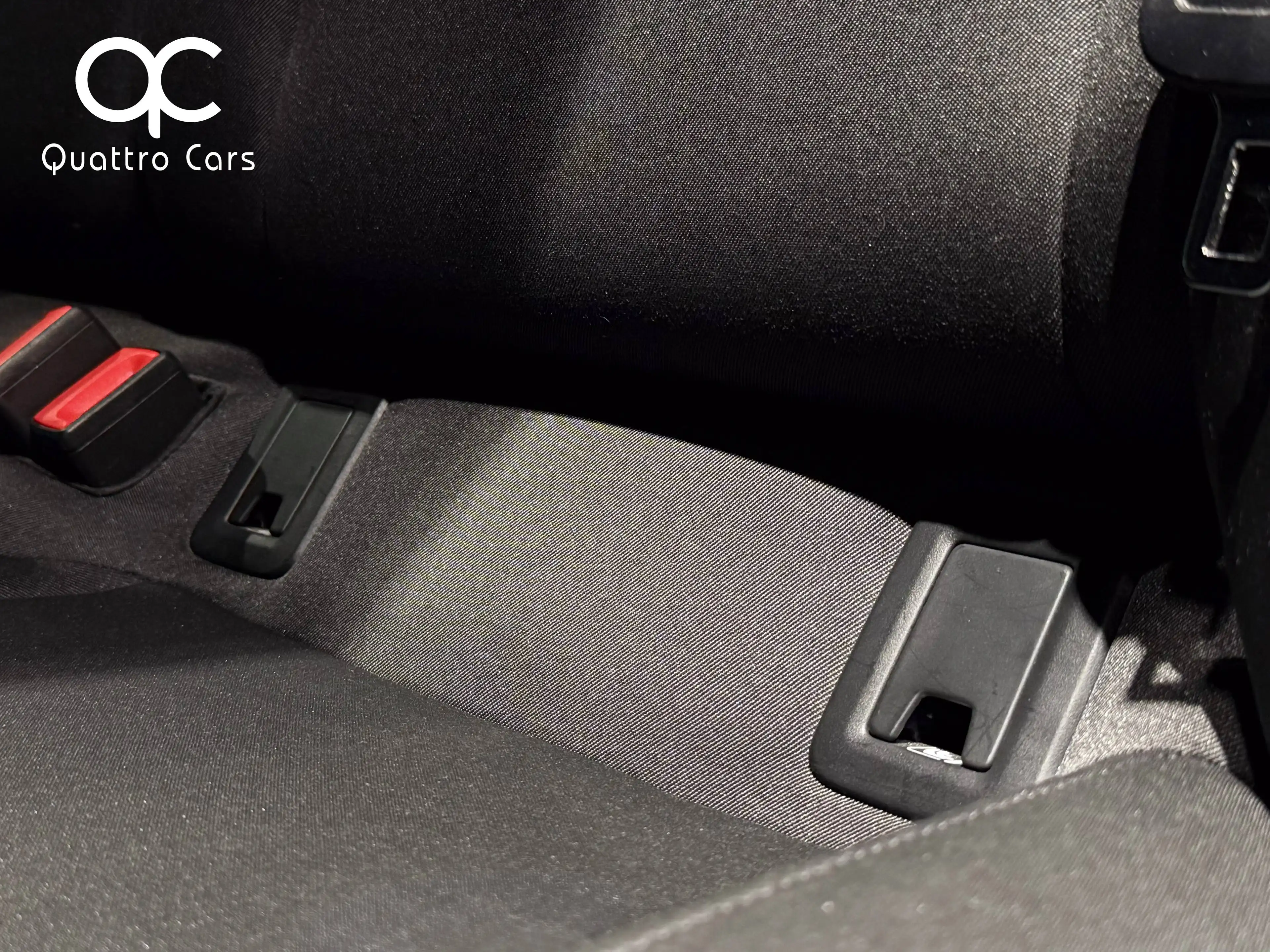 Audi A1 Garantie 3 ans possible / Sportback 25 TFSI / Car Play — photo 28