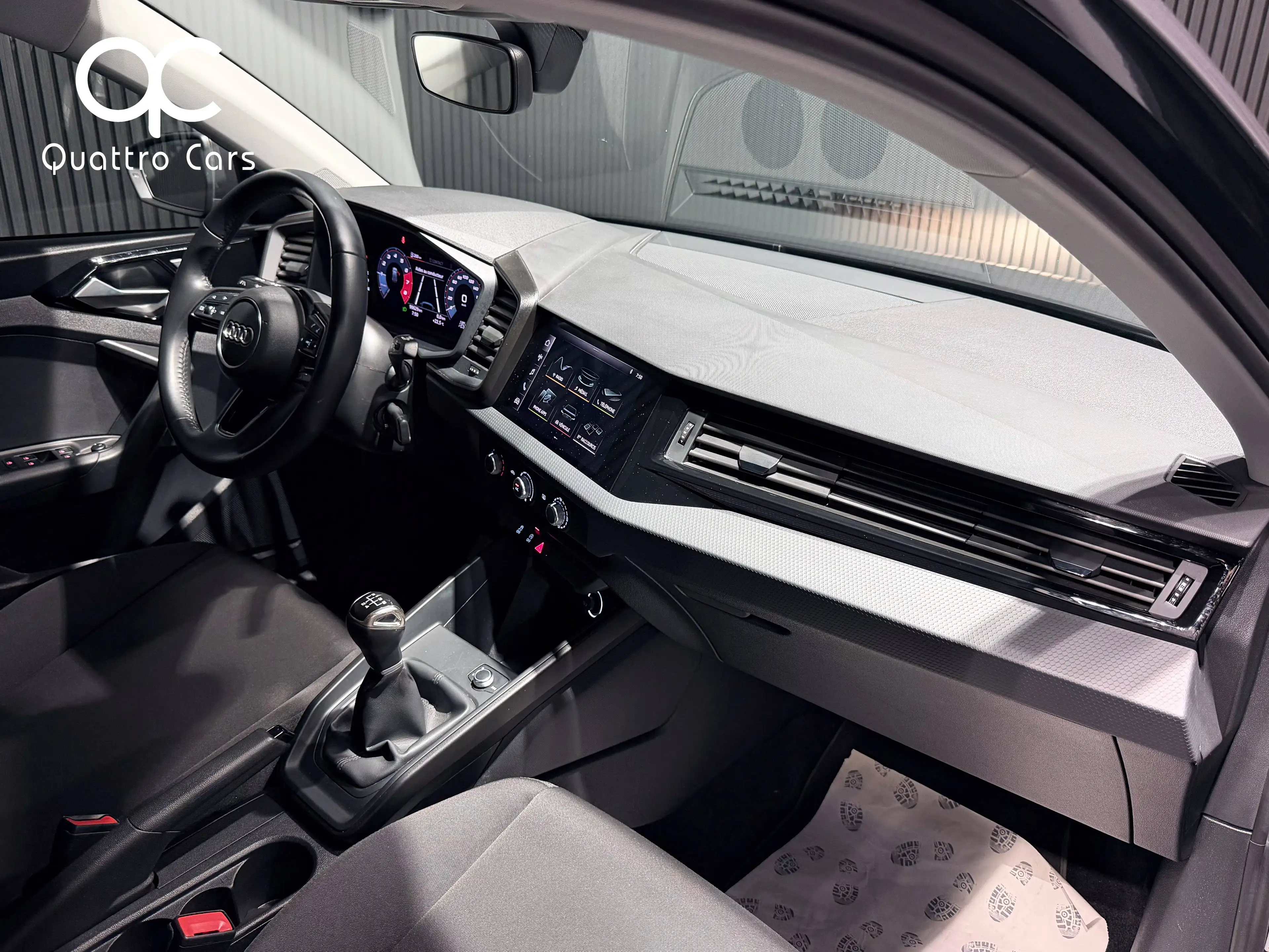 Audi A1 Garantie 3 ans possible / Sportback 25 TFSI / Car Play — photo 13