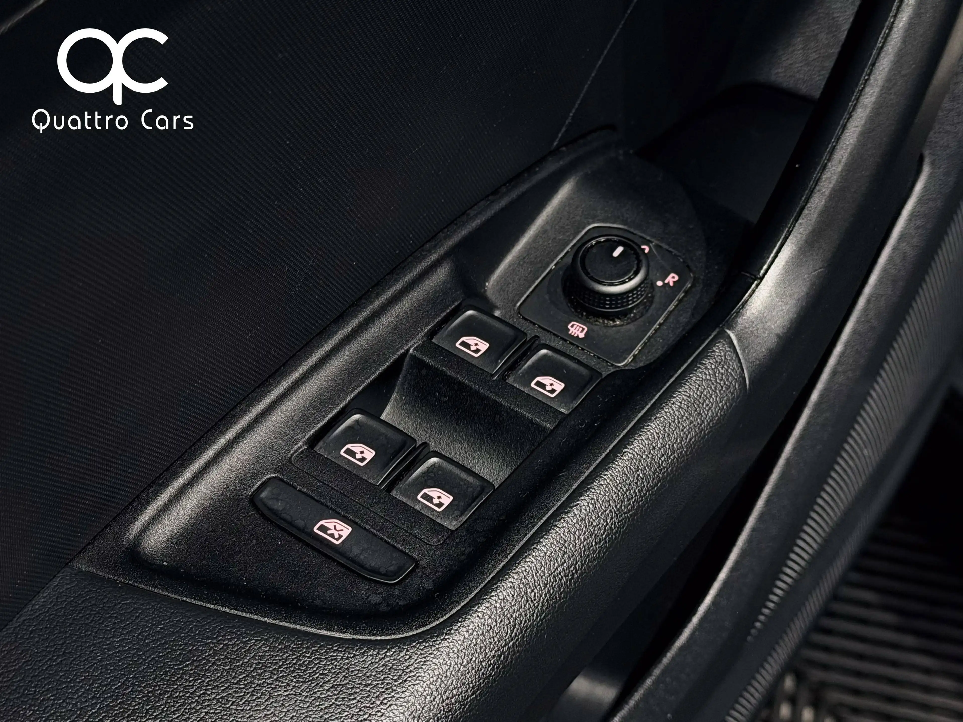 Audi A1 Garantie 3 ans possible / Sportback 25 TFSI / Car Play — photo 27