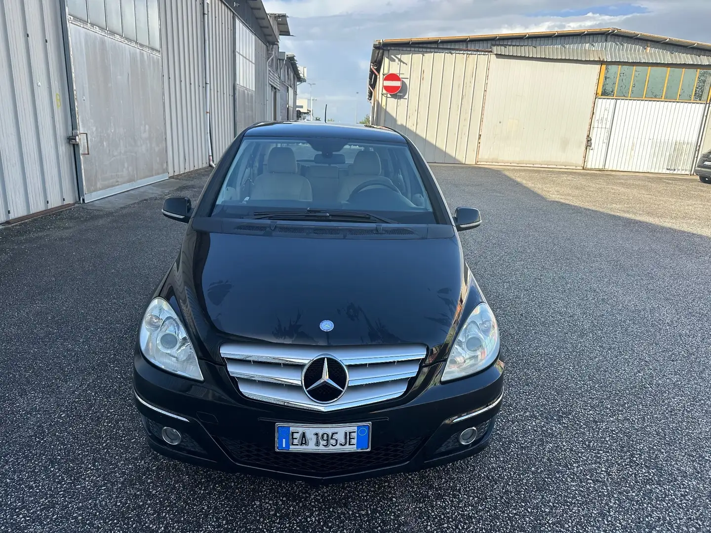 Mercedes-Benz B 180 B 180 NGT BlueEFFICIENCY Premium Nero - 2