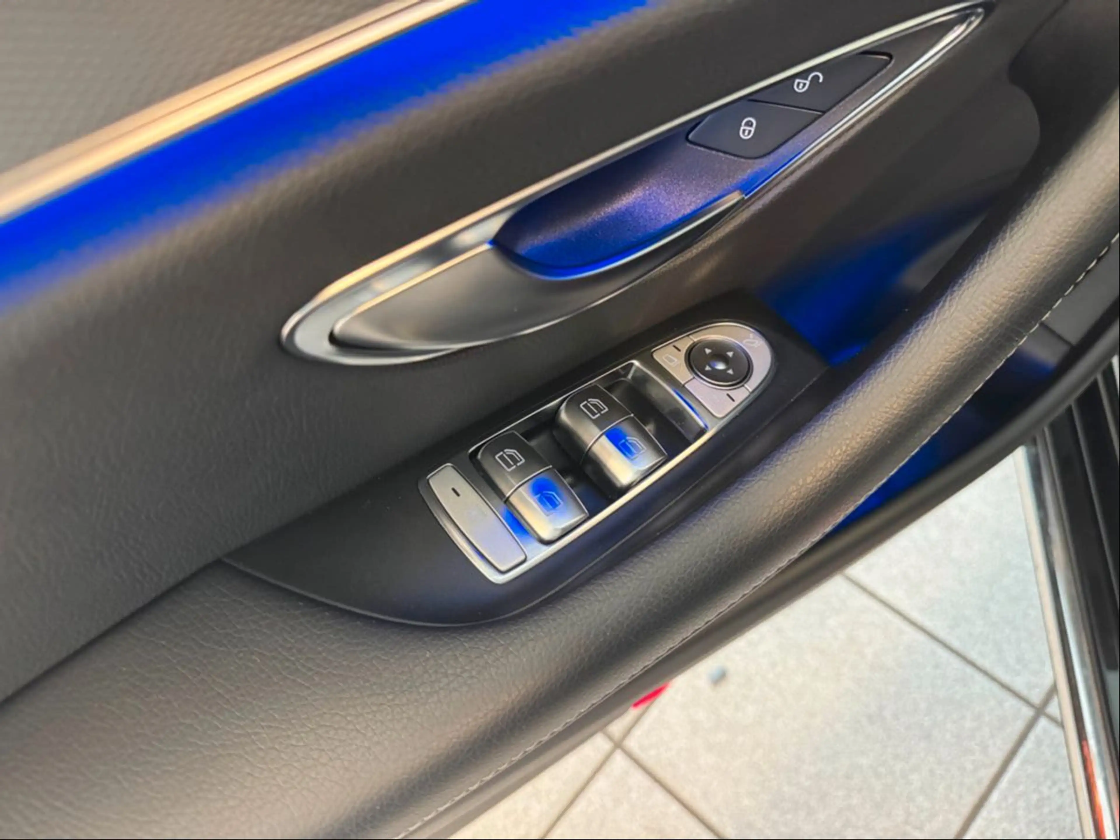 Mercedes-Benz E 200 T AVA 9G-Tr LED SHZ Rü-Ka CarPlay Ambiente — photo 13