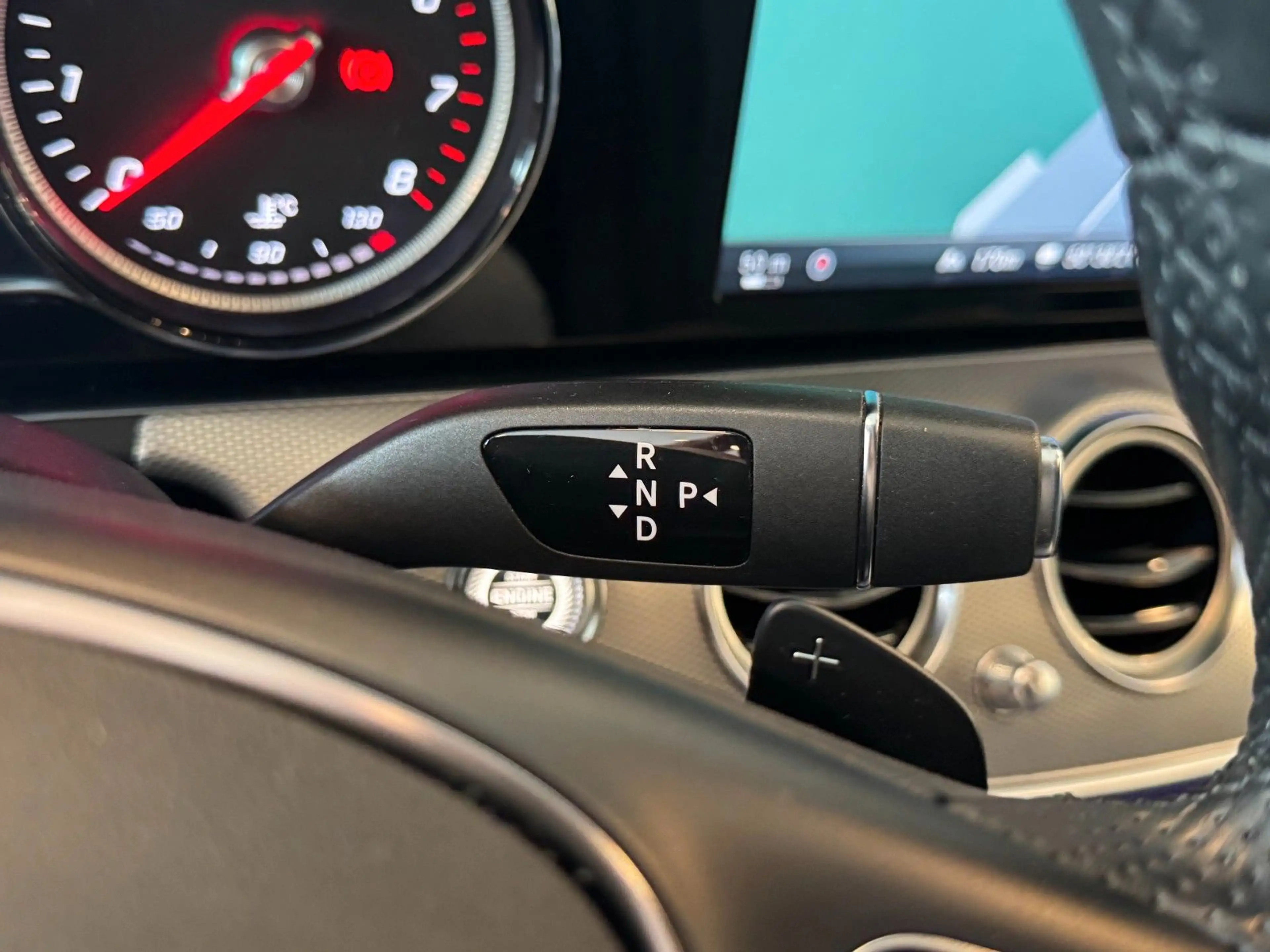 Mercedes-Benz E 200 T AVA 9G-Tr LED SHZ Rü-Ka CarPlay Ambiente — photo 17