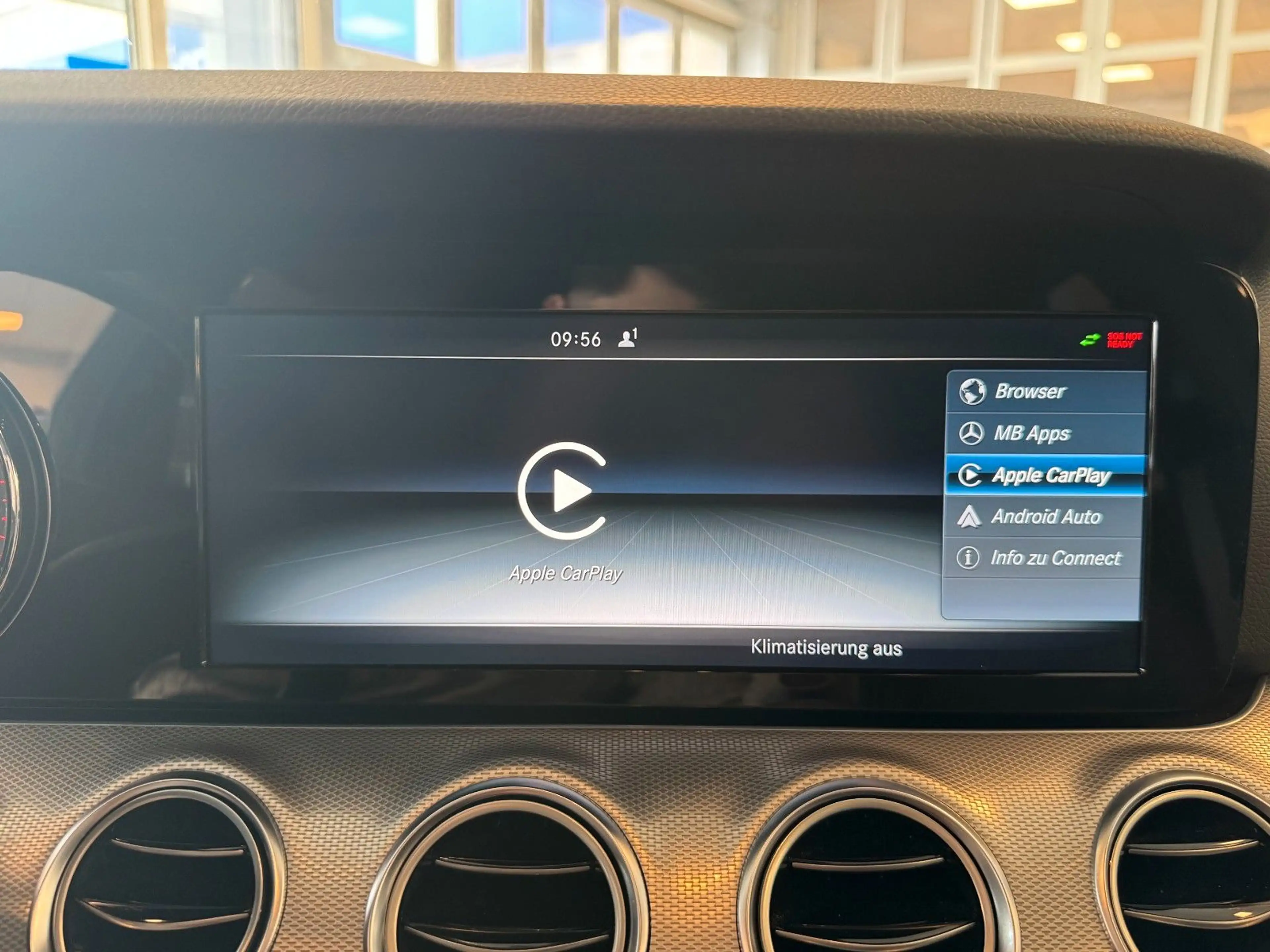 Mercedes-Benz E 200 T AVA 9G-Tr LED SHZ Rü-Ka CarPlay Ambiente — photo 29