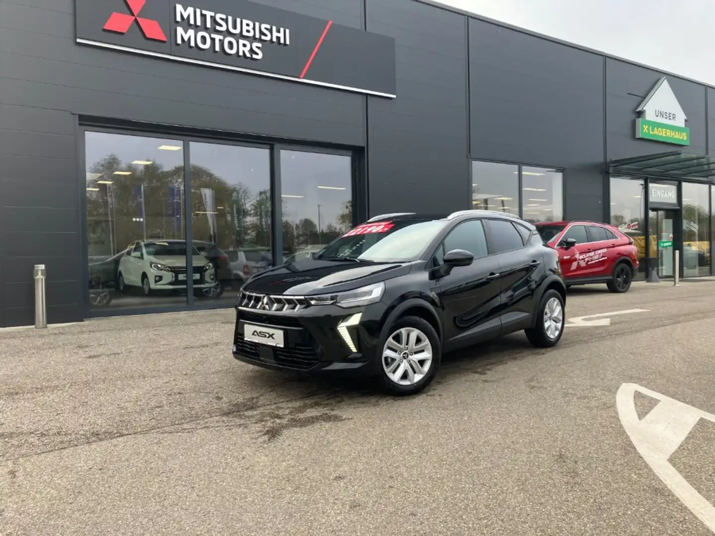 Mitsubishi ASX 1,0 Petrol YUKI Invite S+C 25 Schwarz - 1