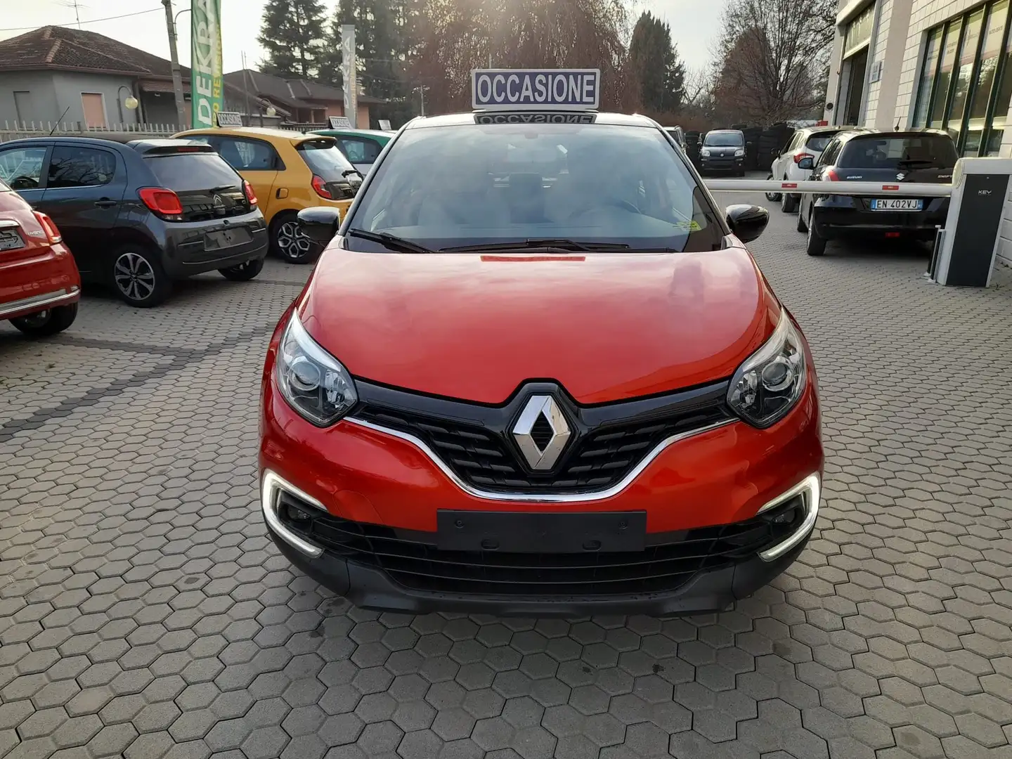 Renault Captur Captur 0.9 tce Intens 90cv Rosso - 2