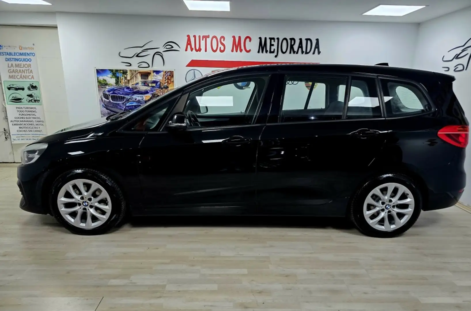 BMW 218 218dA Gran Tourer Negro - 2