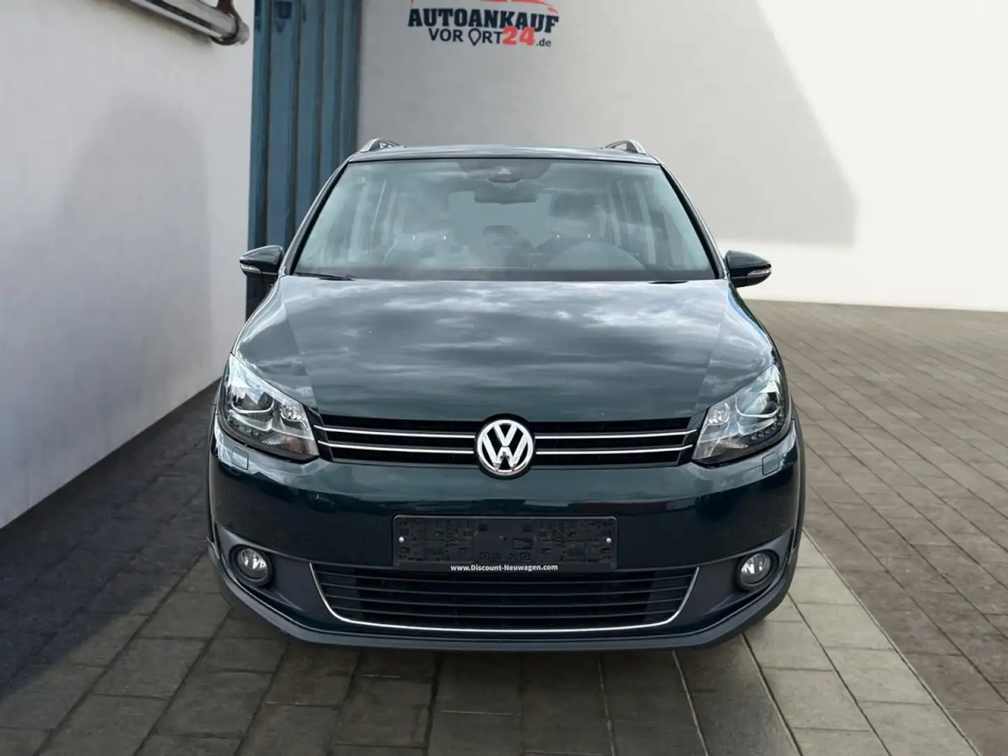 Volkswagen Touran CrossTouran*BiXenon*Pano*Kamera*Stheiz* Klima Verde - 2