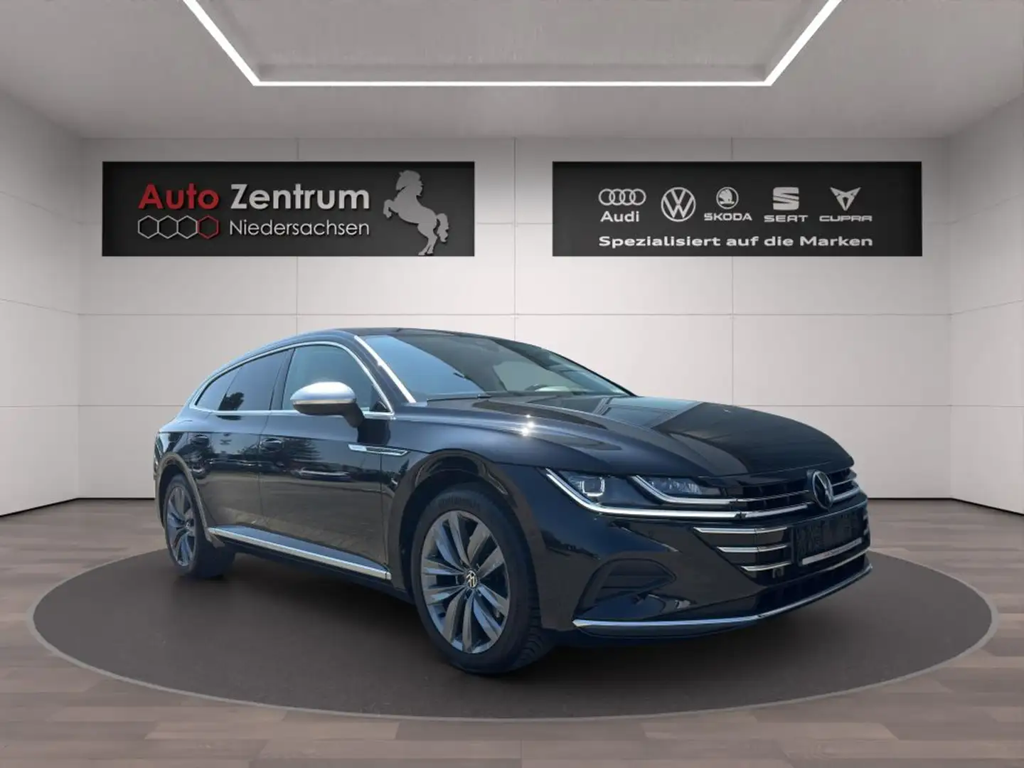 Volkswagen Arteon Shoot Brake 2.0 TSI Elegance CarPlay IQ.DRIVE AHK Schwarz - 2