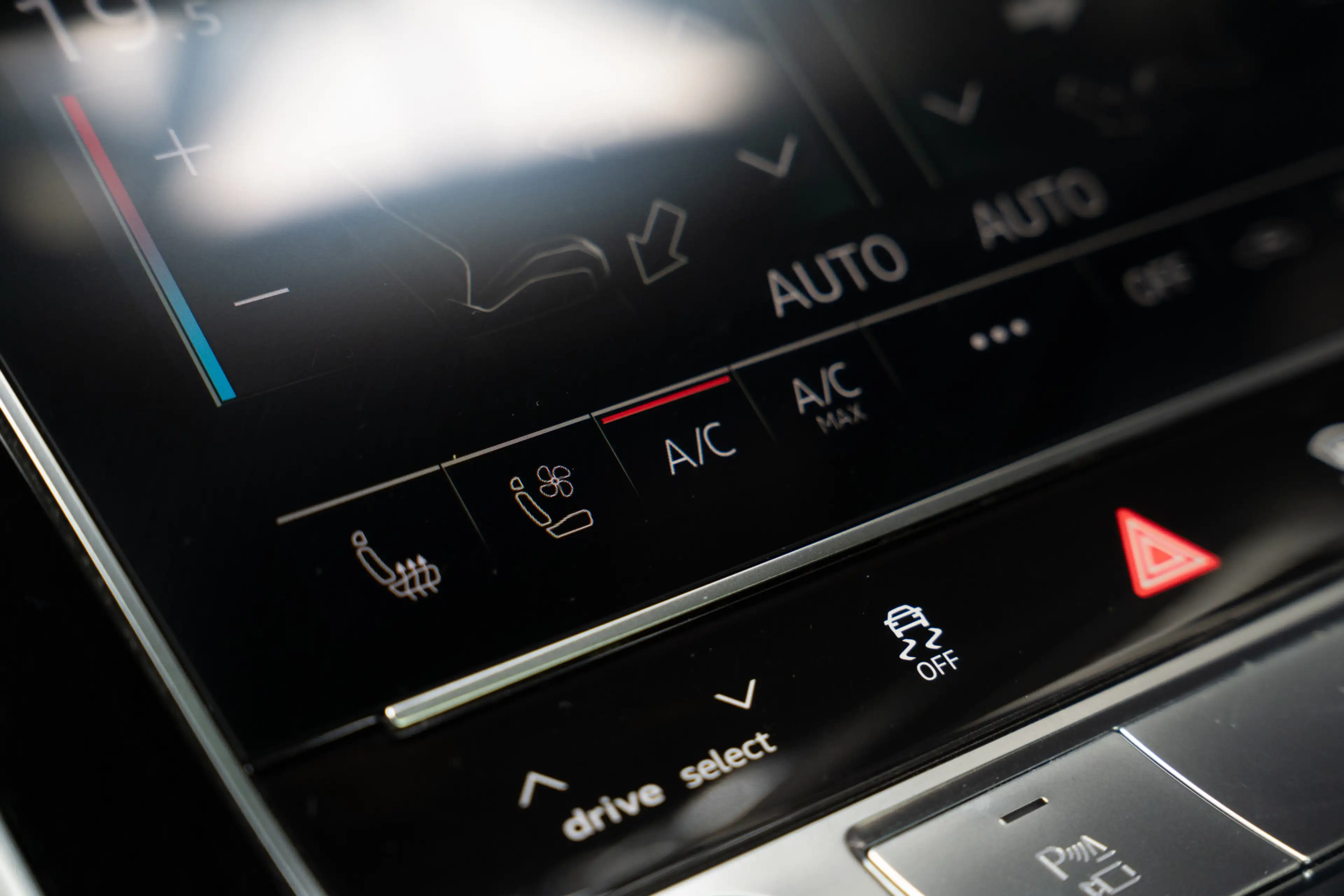 Audi RS Q8 4.0 TFSI B&O HUD Massage Keramisch Softclose ACC P — photo 16
