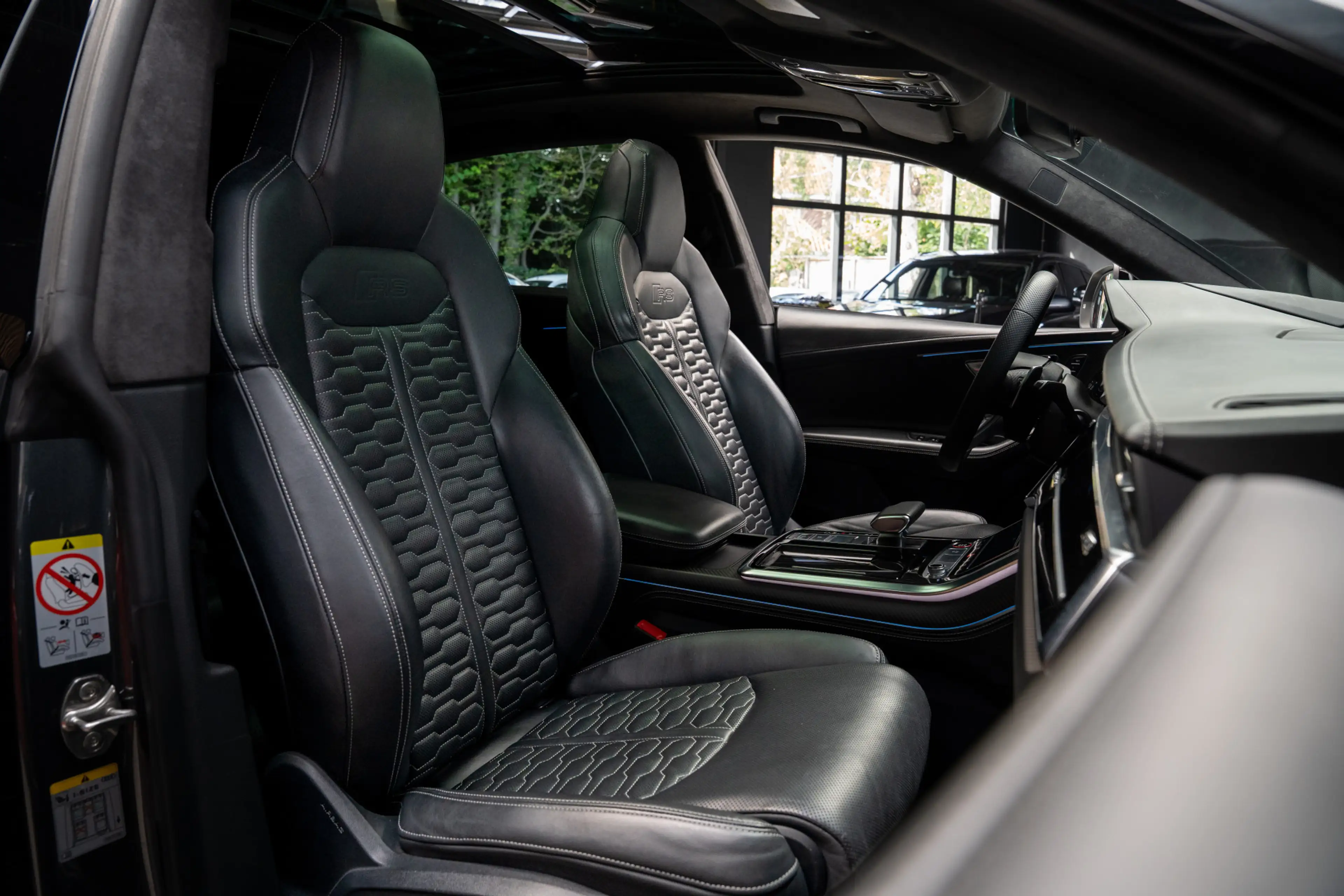 Audi RS Q8 4.0 TFSI B&O HUD Massage Keramisch Softclose ACC P — photo 25