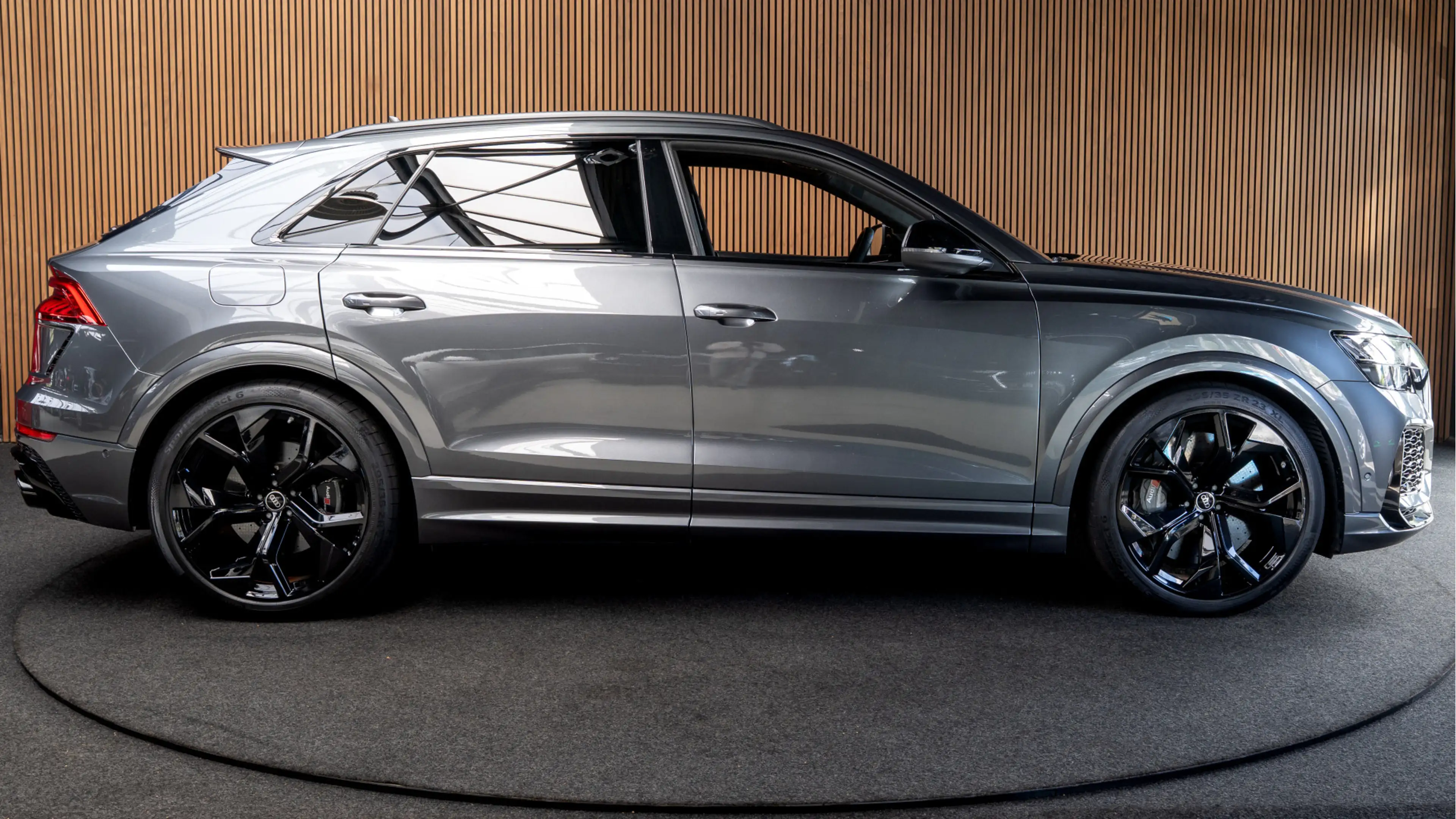 Audi RS Q8 4.0 TFSI B&O HUD Massage Keramisch Softclose ACC P — photo 6