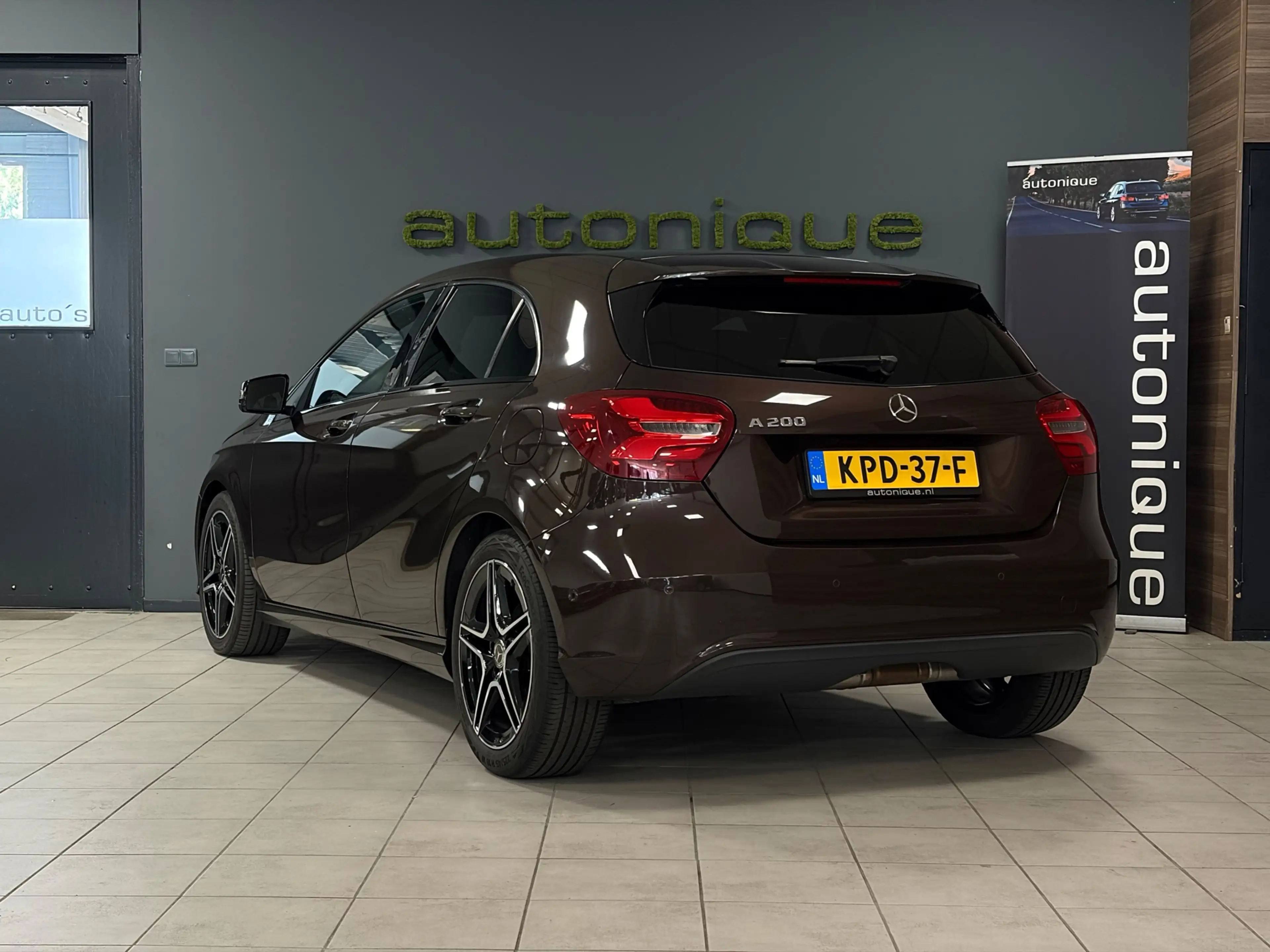 Mercedes-Benz A 200 A200|LED|CarPlay|Camera|Cruise|AMG-velgen|Night Pa — photo 14