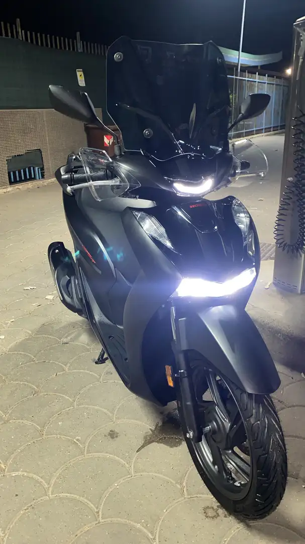 Honda SH 125i Sport - 2