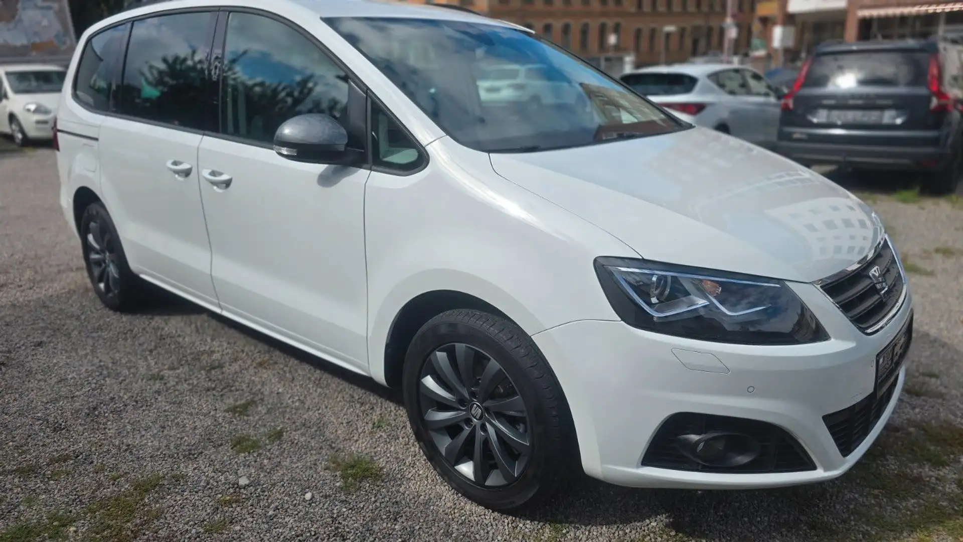 SEAT Alhambra 20th Anniversary 4Drive Weiß - 2