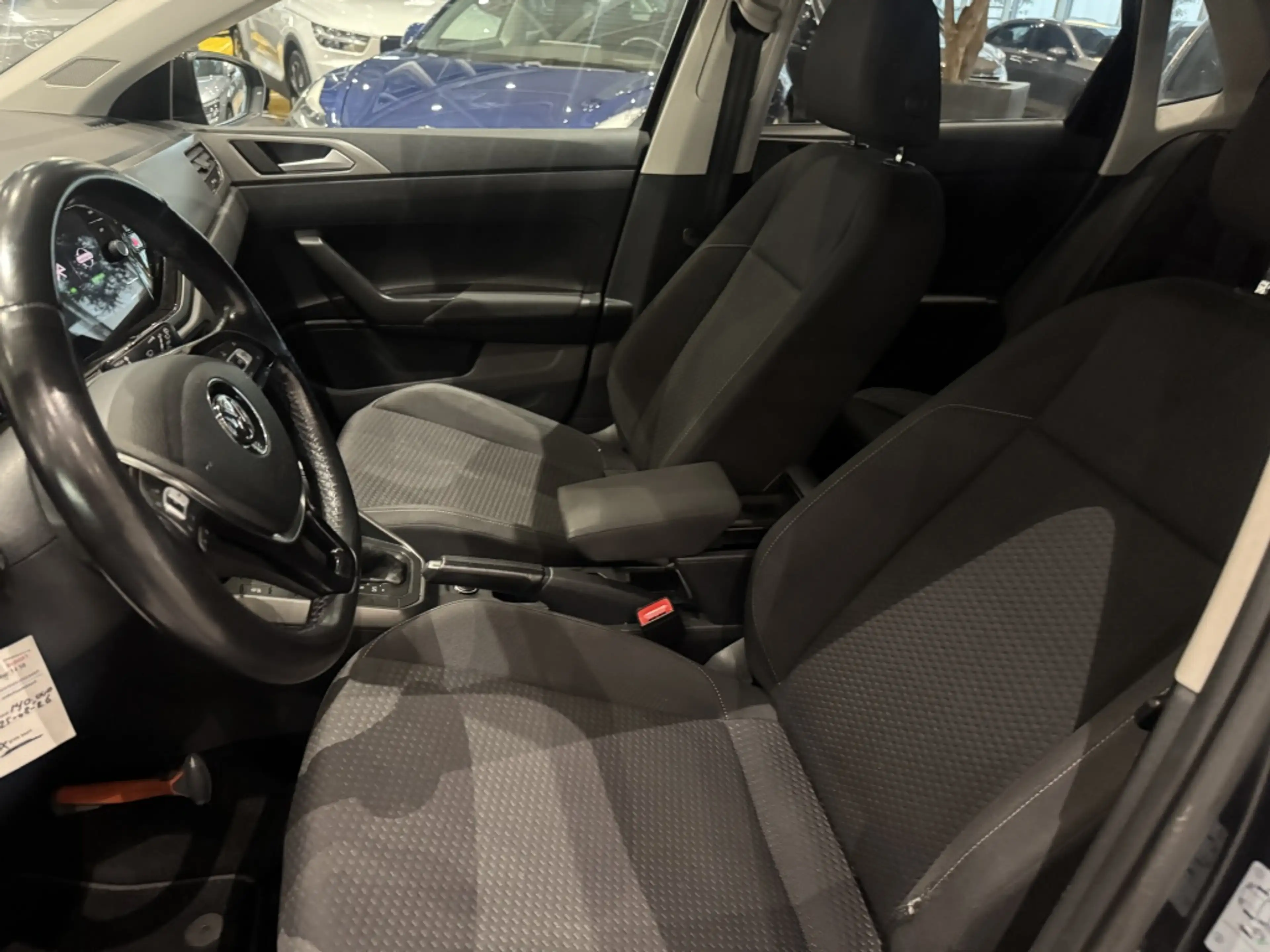 Volkswagen Polo 1.0 TSI Comfortline — photo 5