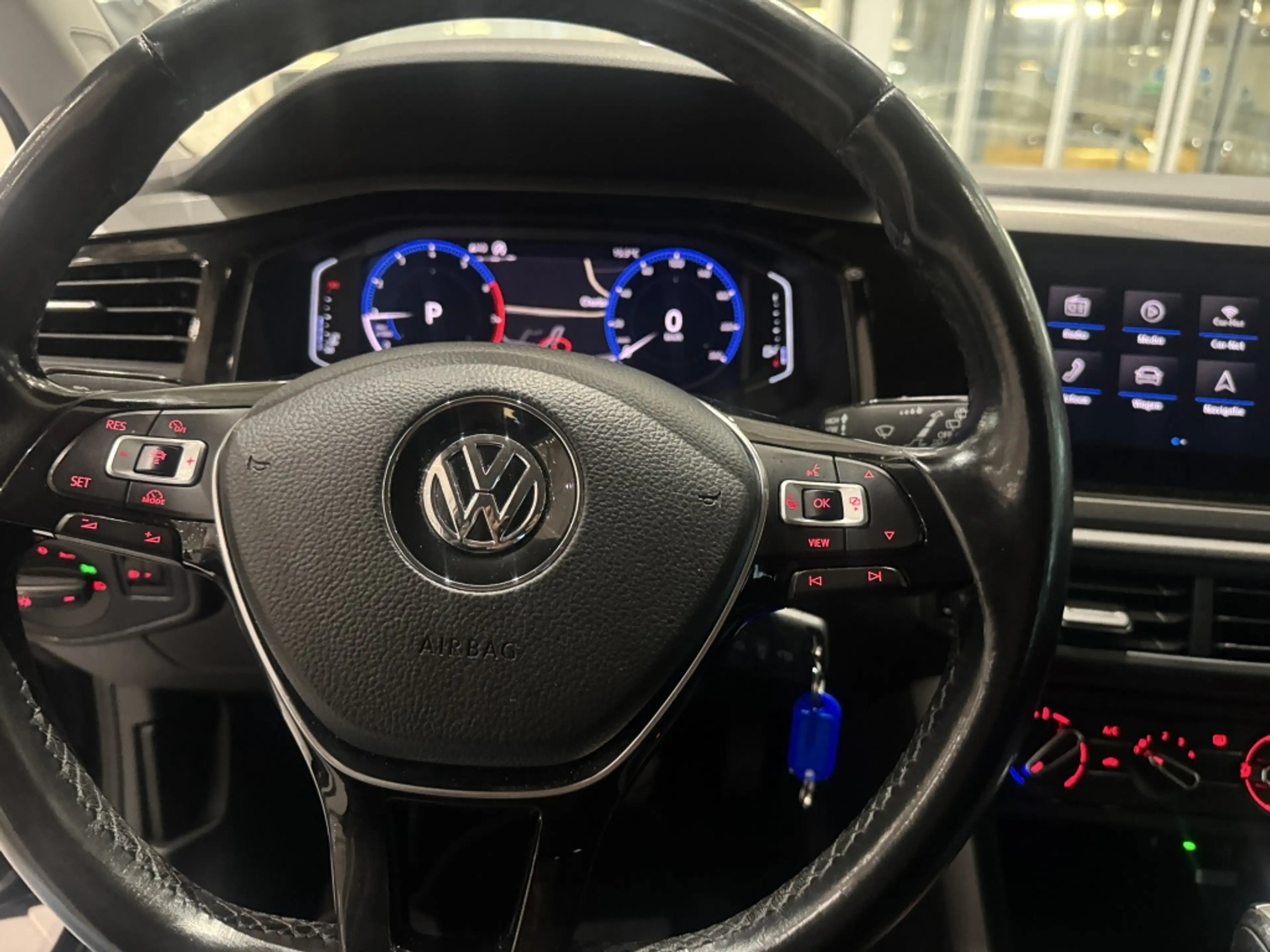 Volkswagen Polo 1.0 TSI Comfortline — photo 12