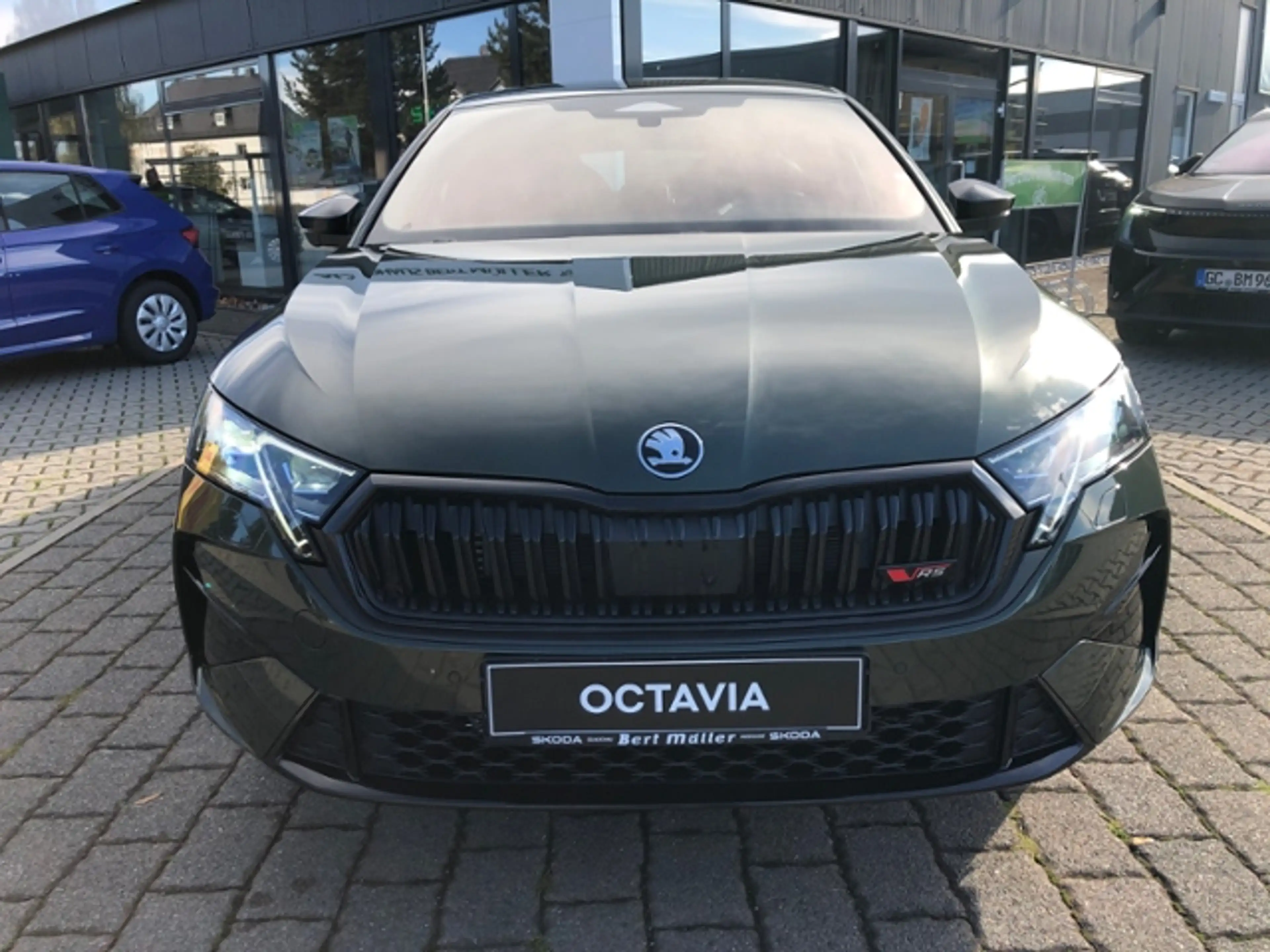 Skoda Octavia RS  Khaki Grün AHZV Matrix Canton — photo 2