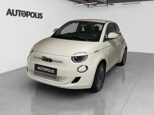 Fiat 500e view 15