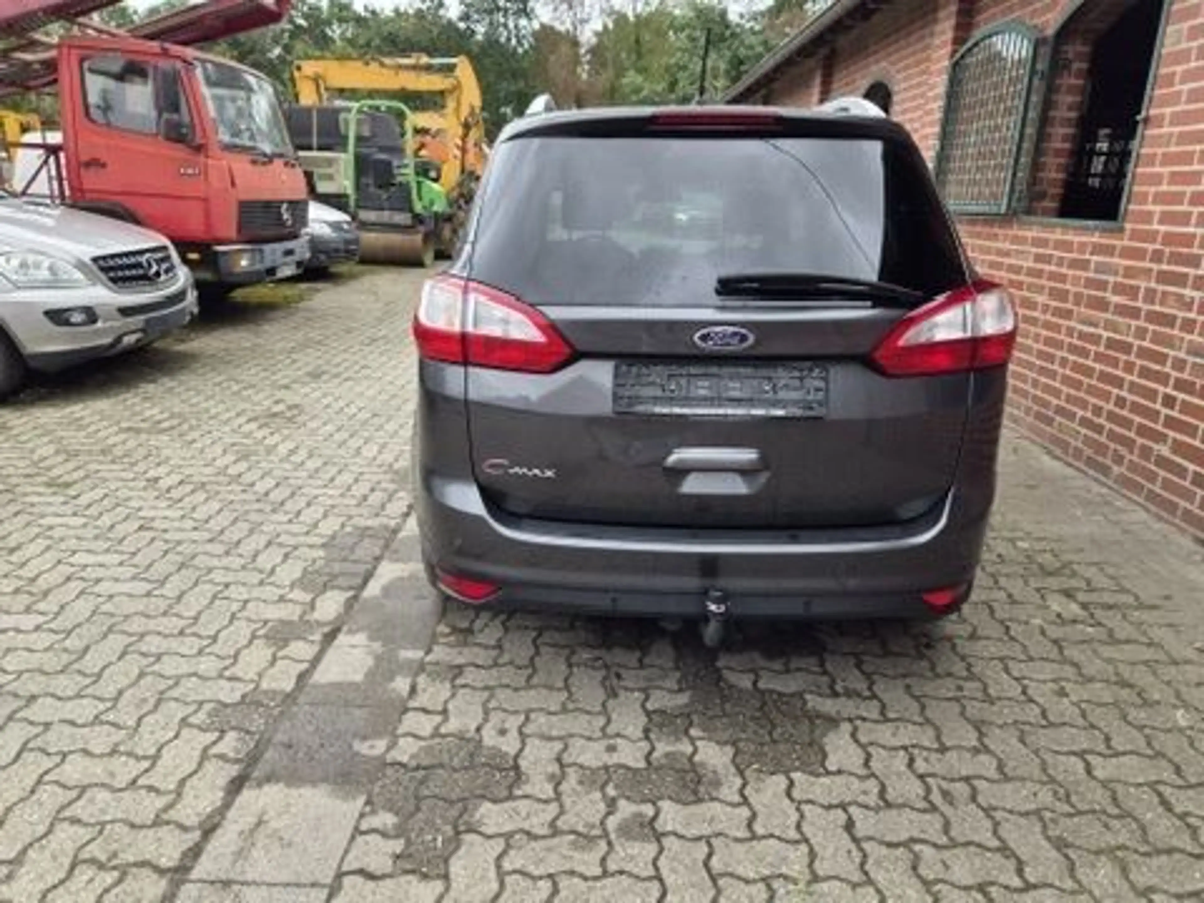 Ford Grand C-Max Grand C-MAX Titanium Navi AHK — photo 5