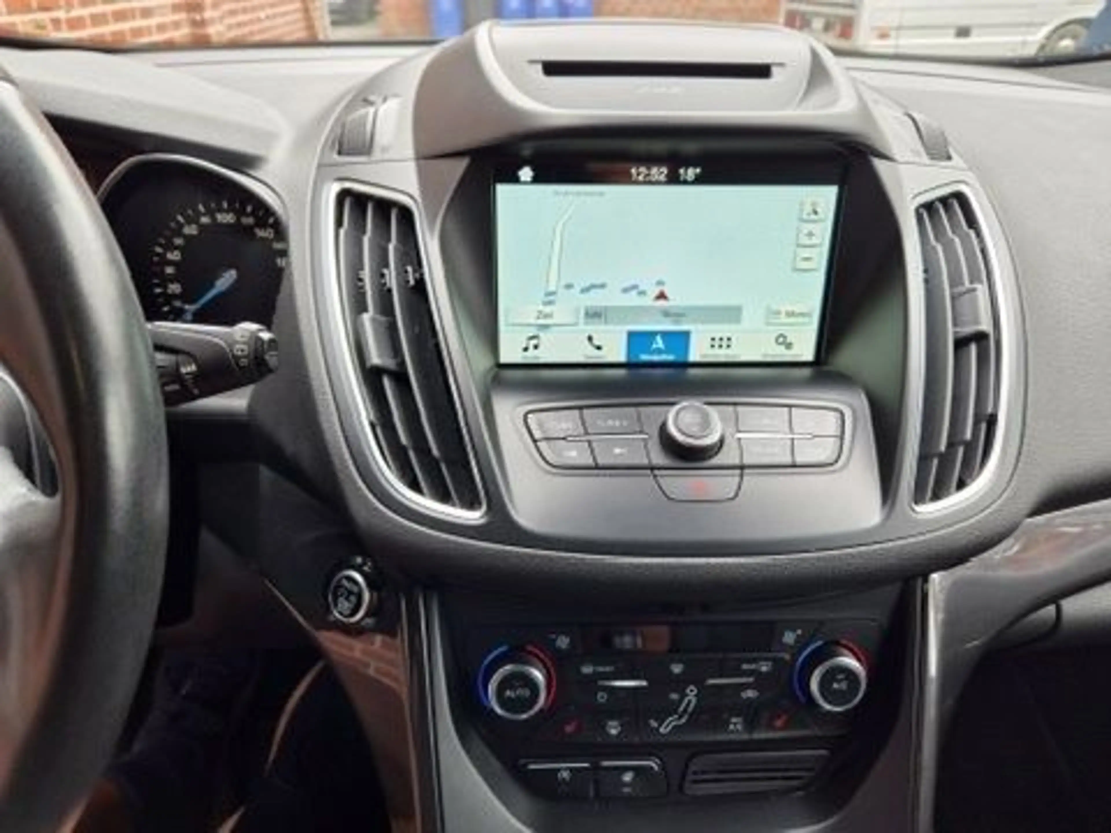 Ford Grand C-Max Grand C-MAX Titanium Navi AHK — photo 9