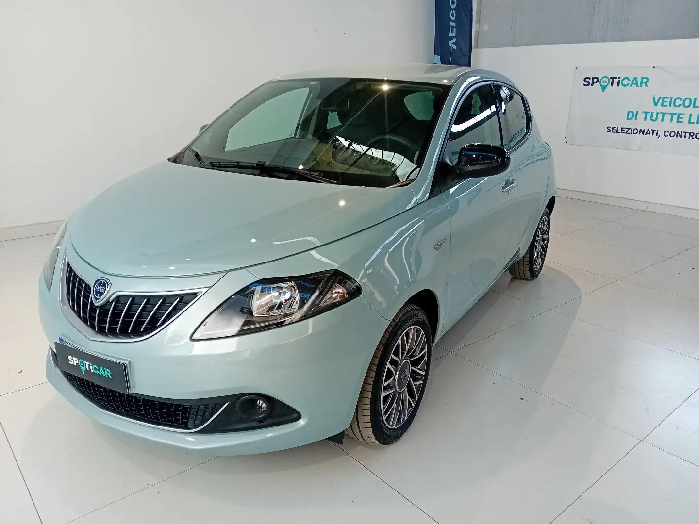 Lancia Ypsilon Ypsilon 1.0 FireFly 5 porte S&S Hybrid Gold Plus Green - 1