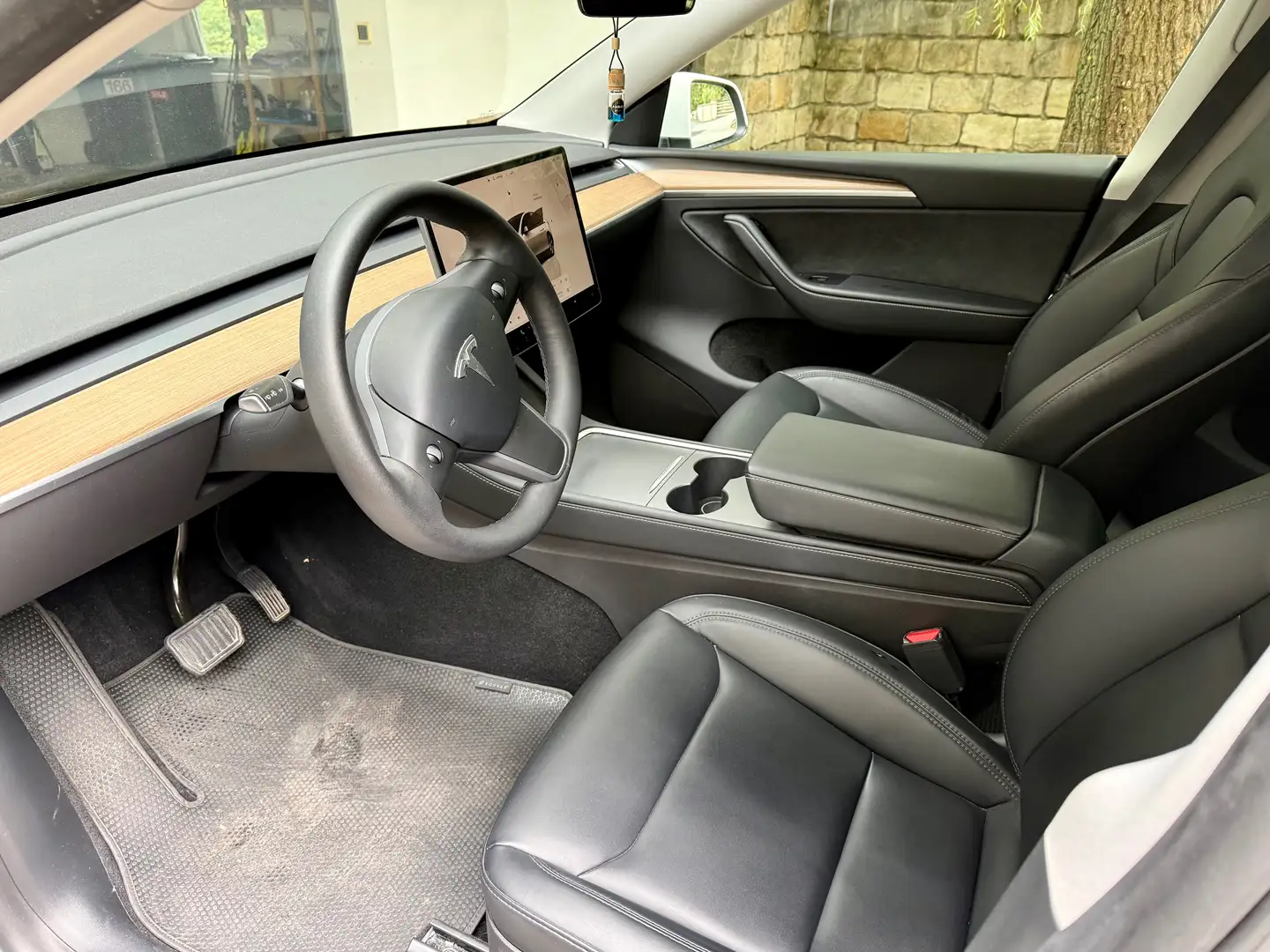 Tesla Model Y Model Y Long Range AWD 75kWh Weiß - 2