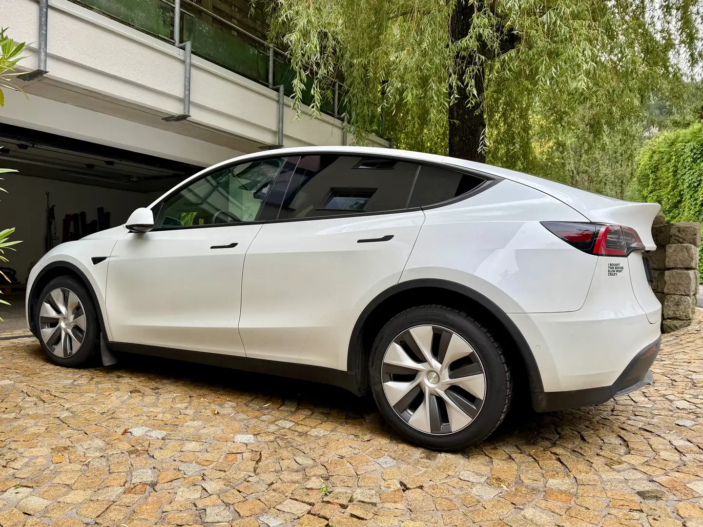 Tesla Model Y Model Y Long Range AWD 75kWh Weiß - 1