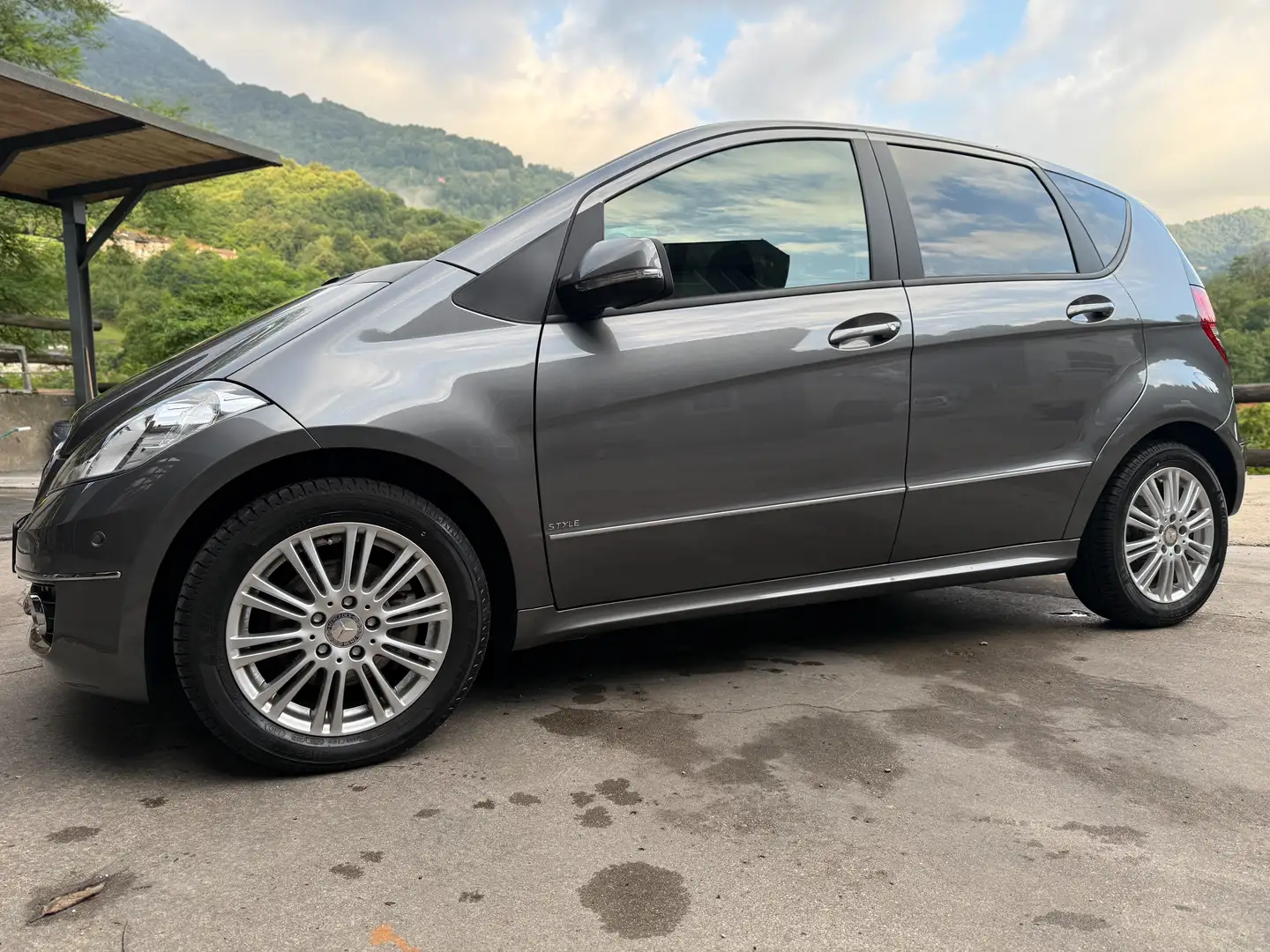 Mercedes-Benz A 180 A 180 cdi Style Gri - 2