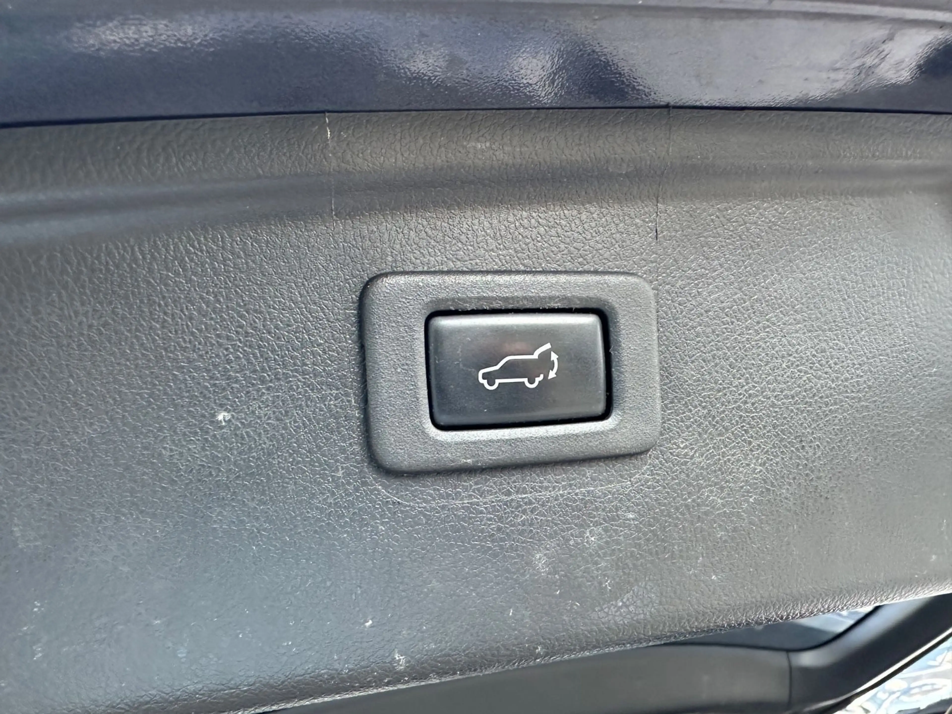 Subaru OUTBACK 4x4 Comfort Automatik*Klima*Temp*LED — photo 7