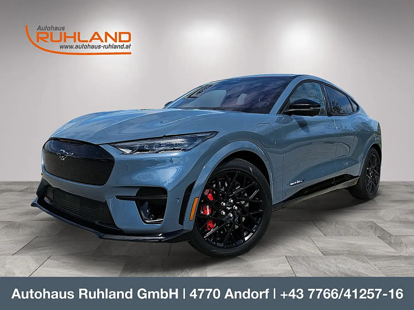 Ford Mustang Mach-E Elektro 99kWh Extended Range AWD GT Blau - 1
