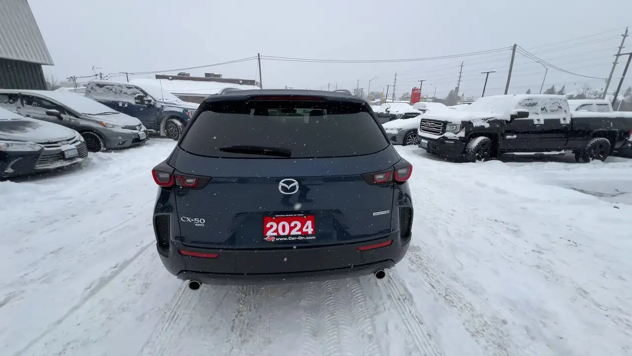 Mazda CX-50 снимка Mazda CX-50