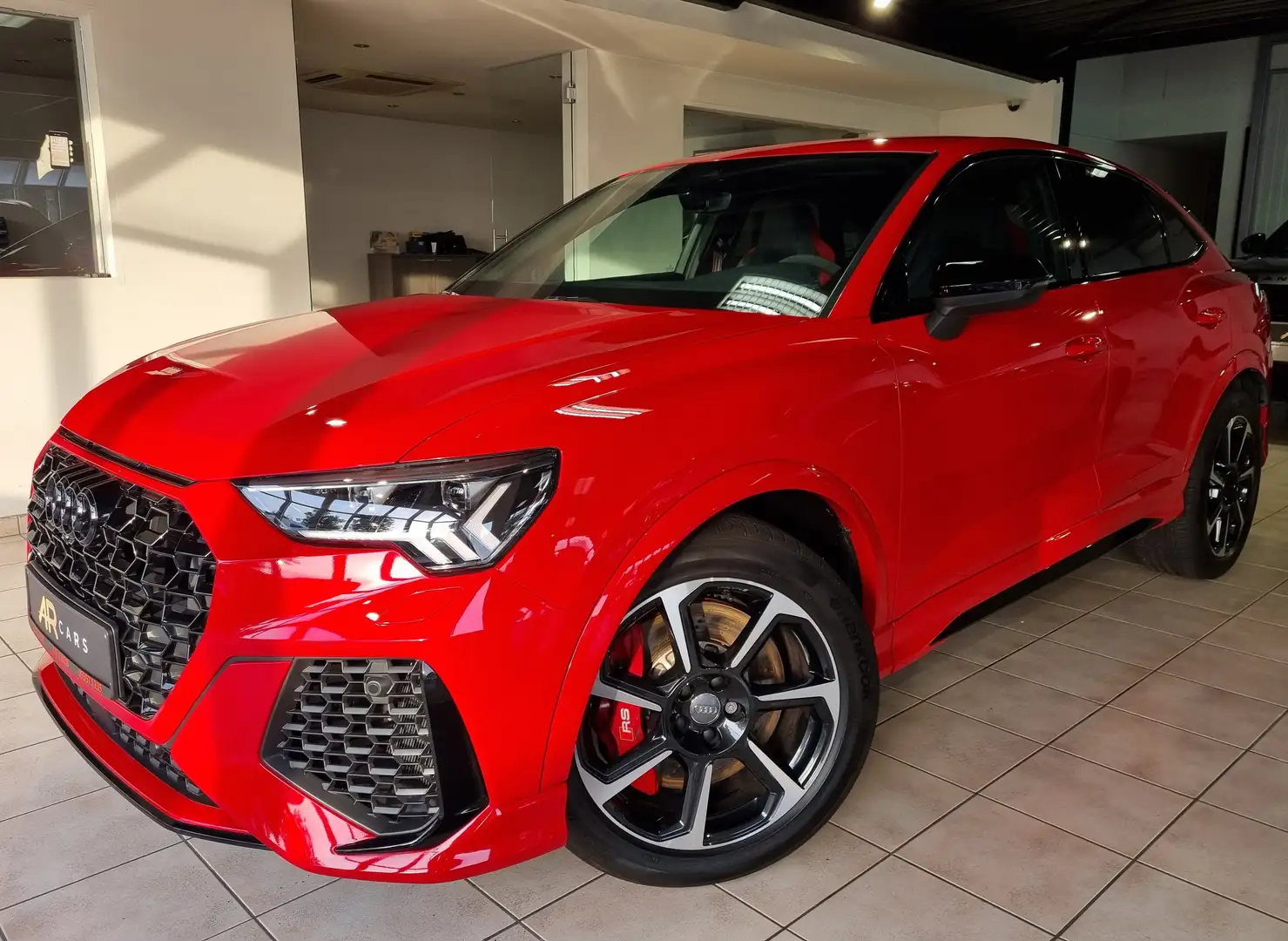 Audi RS Q3 Sportback 2.5 TFSI Quattro S tronic (EU6AP) Červená - 1