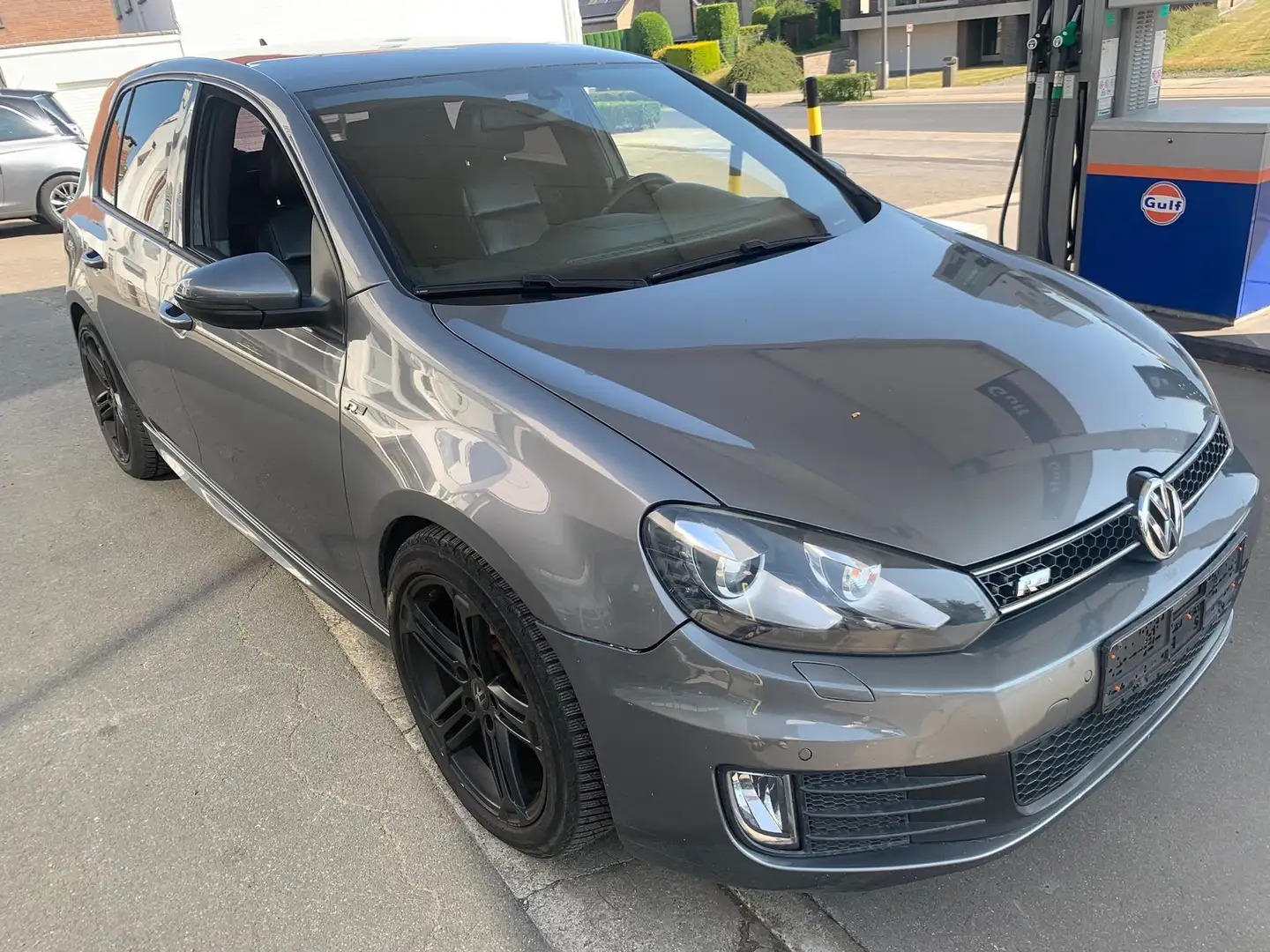 Volkswagen Golf 1.6 CR TDi Highline DPF Gris - 1