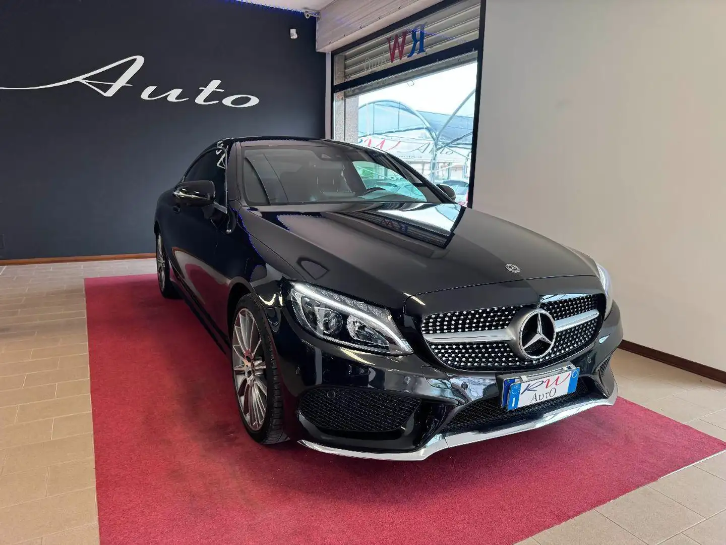 Mercedes-Benz C 220 d 4Matic Automatic Coupé Premium Noir - 2