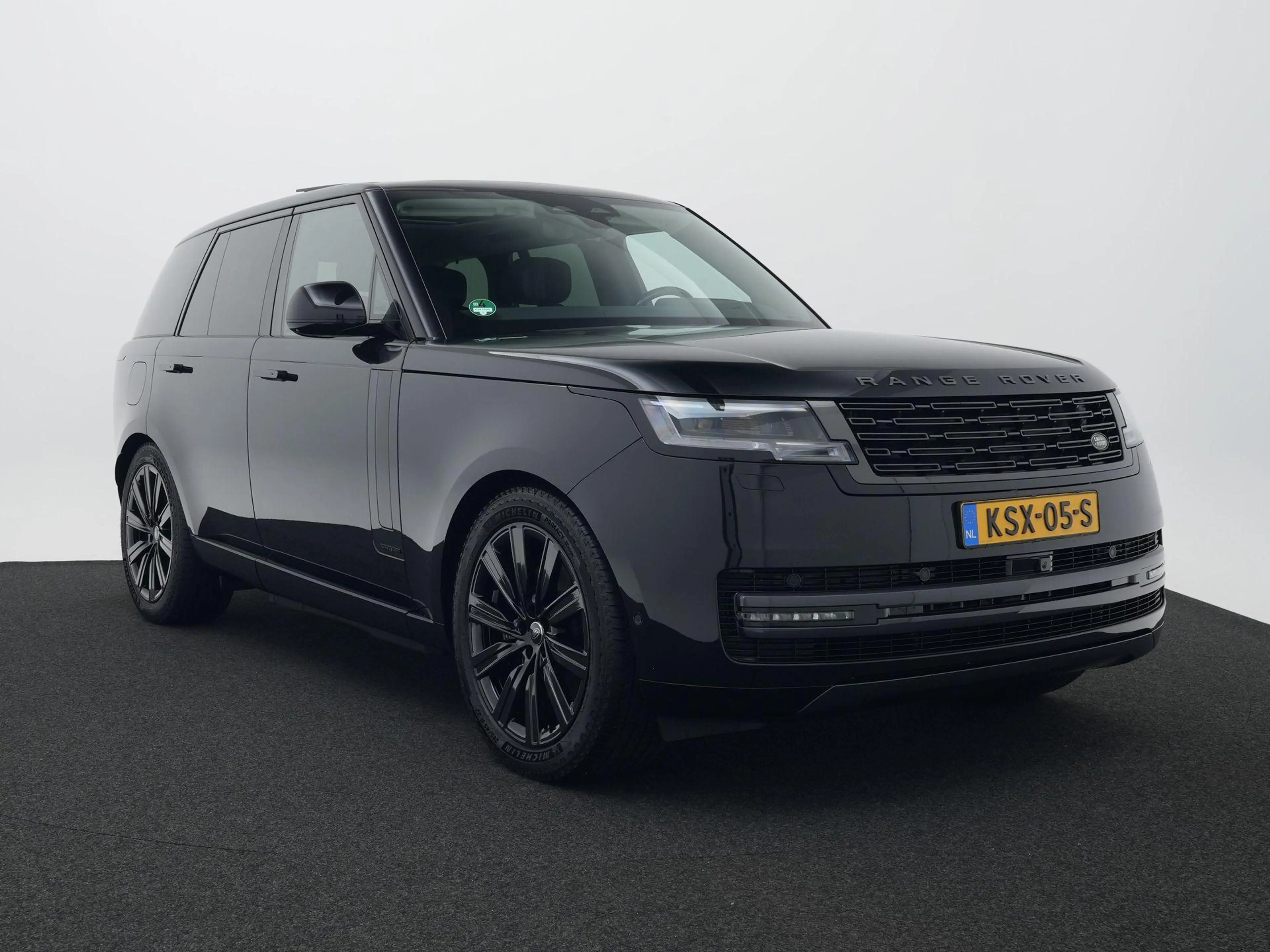 Land Rover Range Rover 3.0 P550e Autobiography PHEV — photo 14