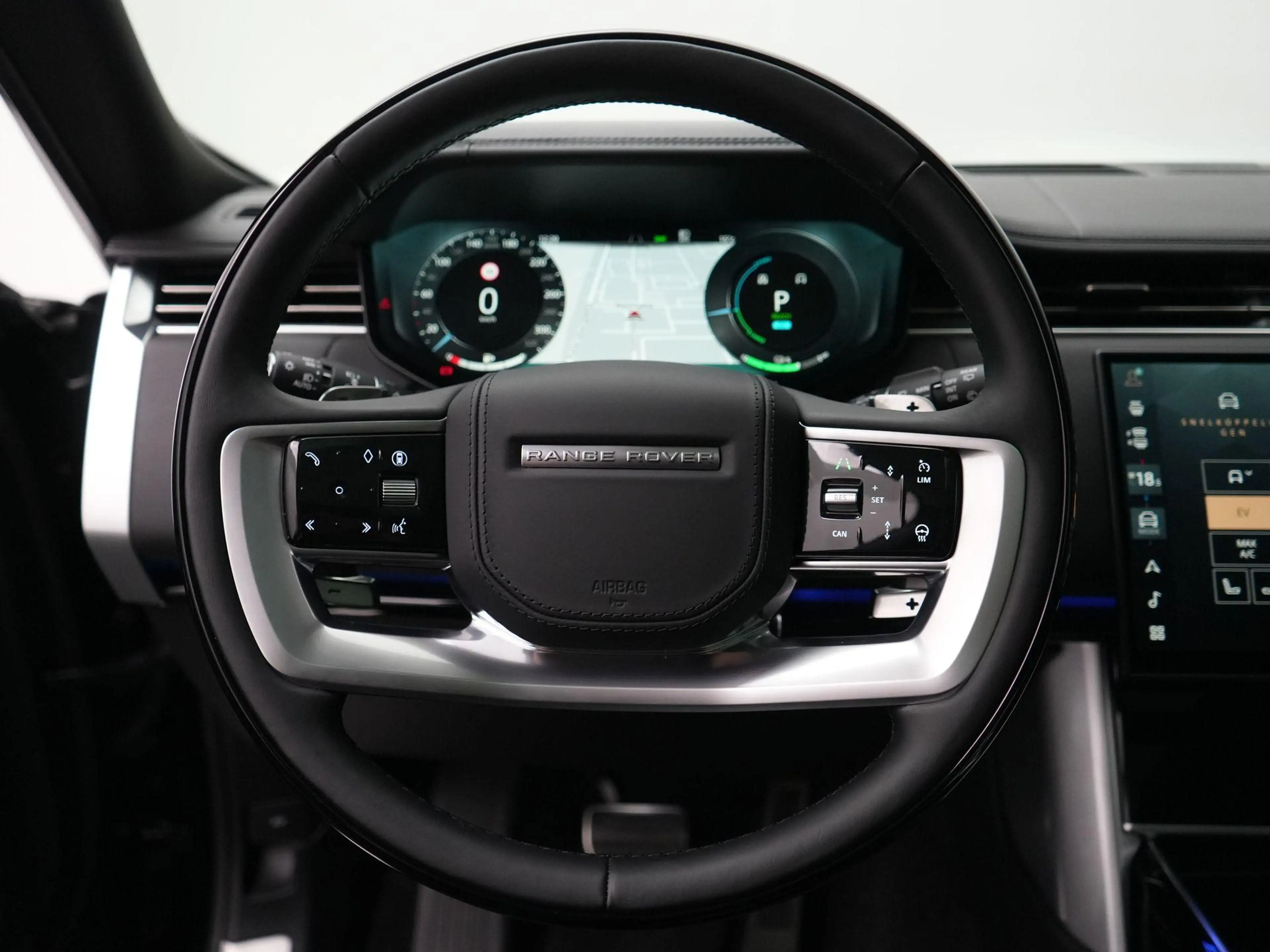 Land Rover Range Rover 3.0 P550e Autobiography PHEV — photo 10