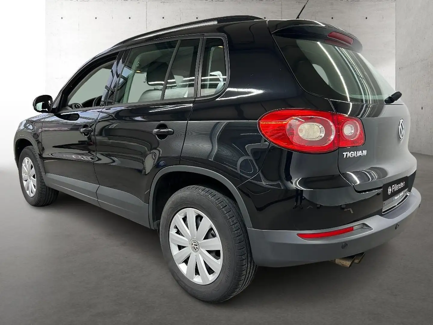 Volkswagen Tiguan TSI AHK+PDC+KLIMAAUT+RCD310 Schwarz - 2