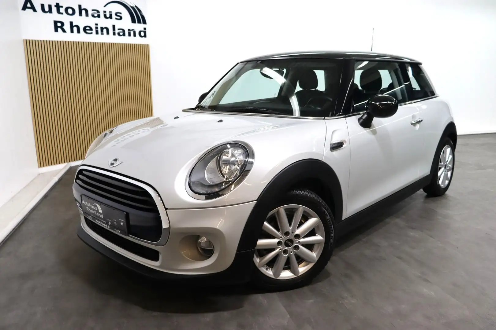 MINI Cooper 3-trg. Pepper*NAVI*2.HAND*KLIMA*SHZ*PDC* Weiß - 1