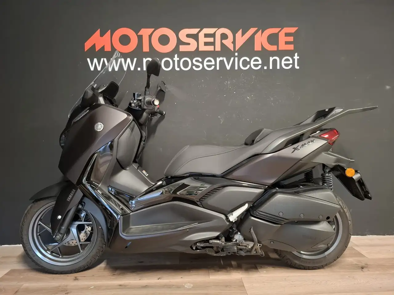 Yamaha X-Max 300