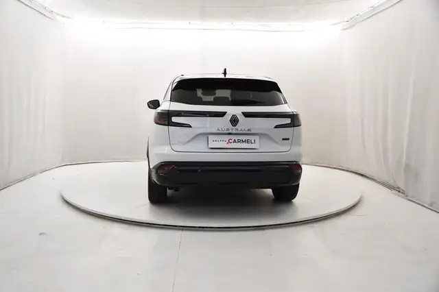 Renault Austral view 4