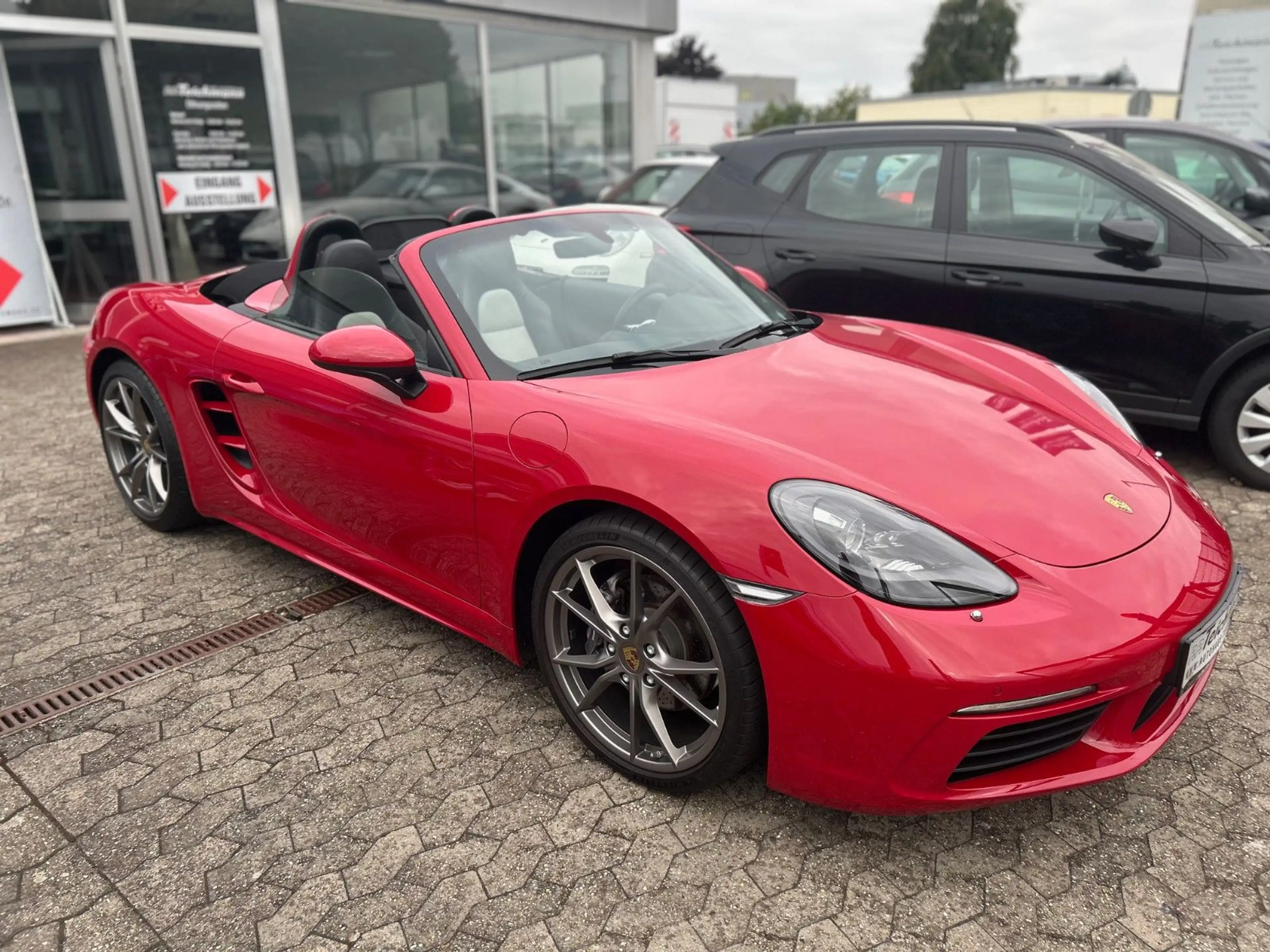 Porsche Boxster 718 Sport Sportabgas/ KAMINROT" — photo 2