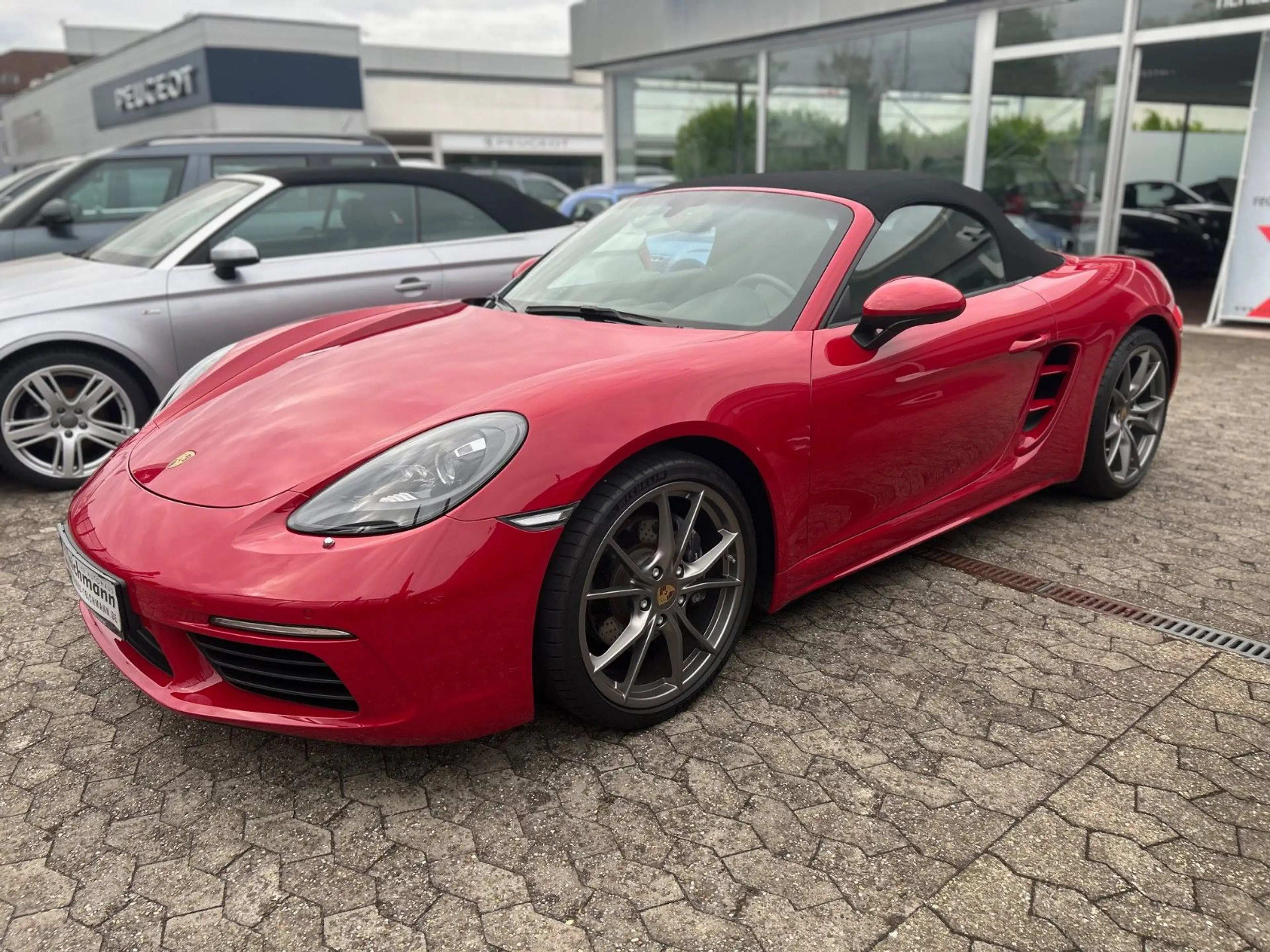 Porsche Boxster 718  Sport Sportabgas/ KAMINROT"