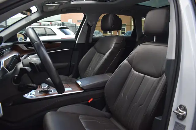 Audi A6 view 4