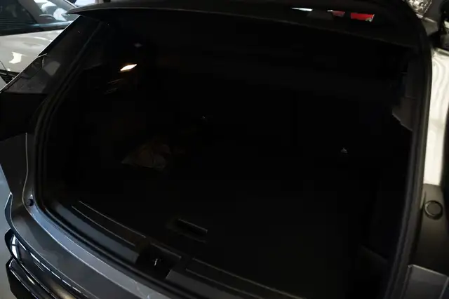 Renault Austral view 11