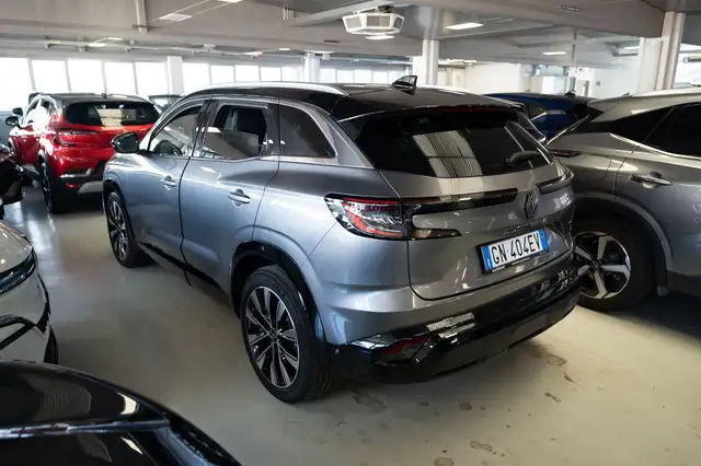 Renault Austral view 8