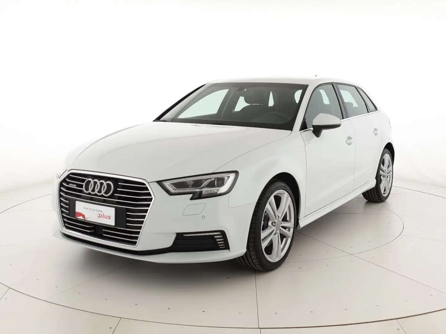 Audi A3 Sportback 40TFSIe 204CV S tronic Admired Bianco - 1