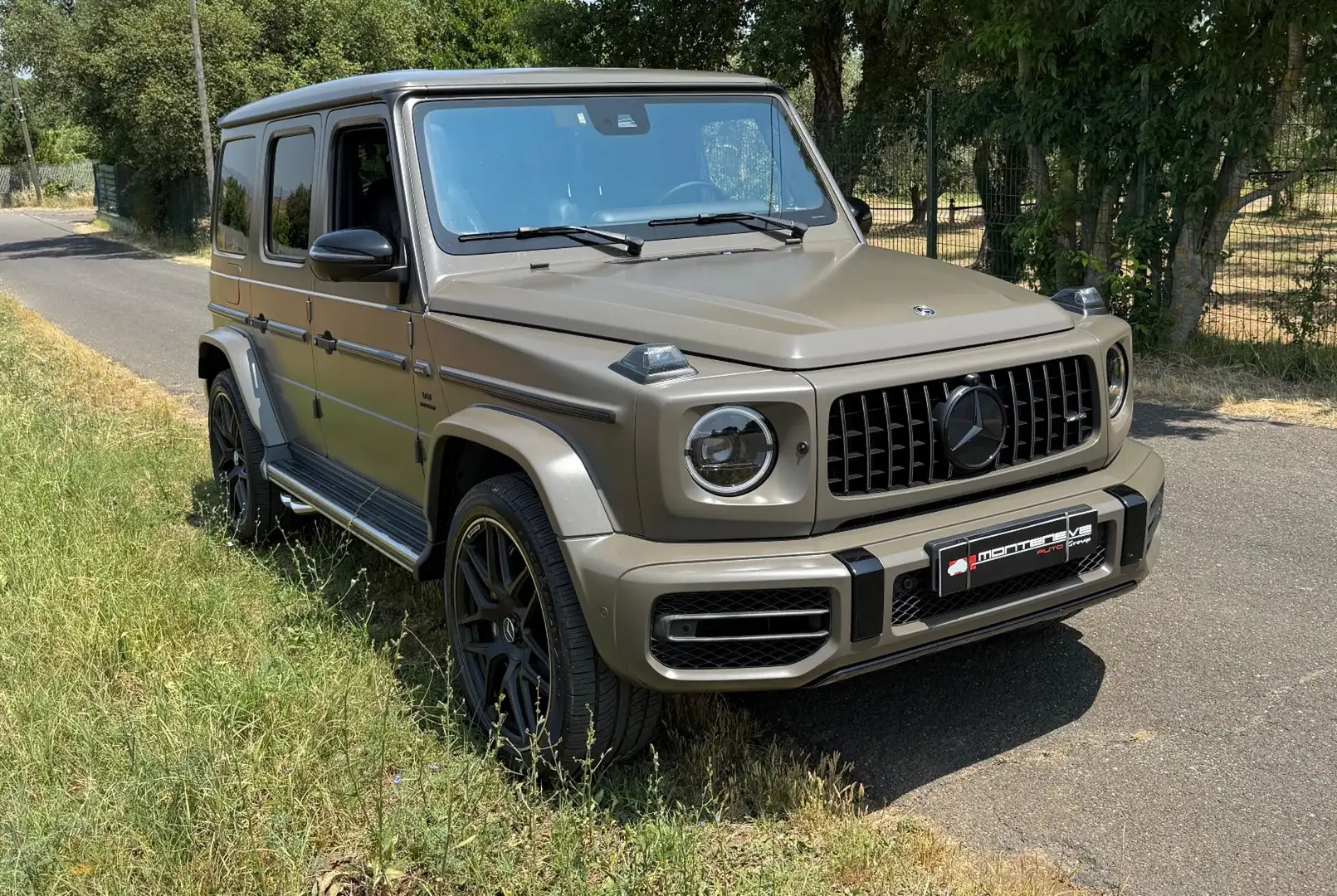 Mercedes-Benz G 63 AMG Premium Plus MANUFAKTUR-VERDE OLIVA Verde - 1