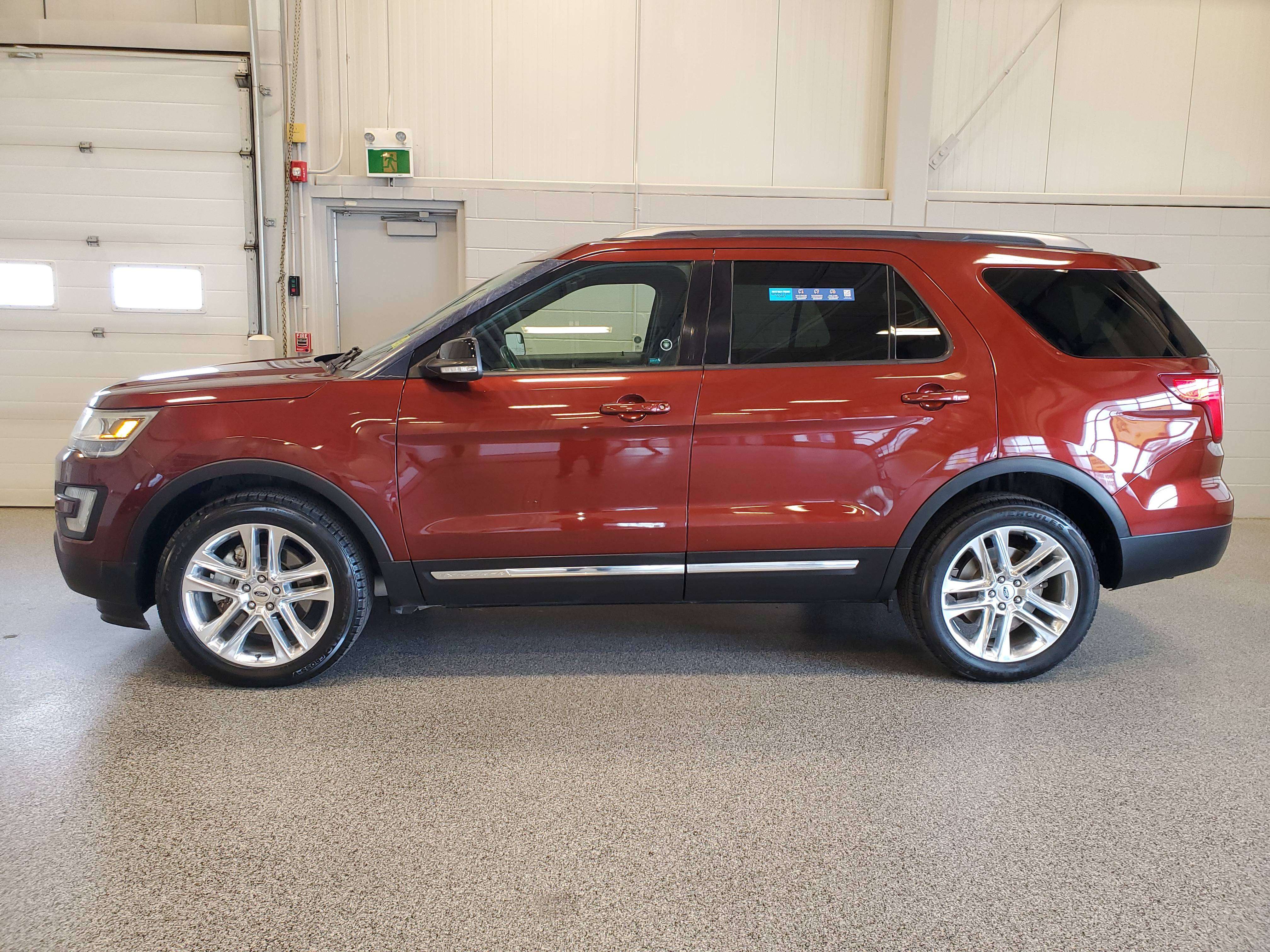 2016 Ford Explorer